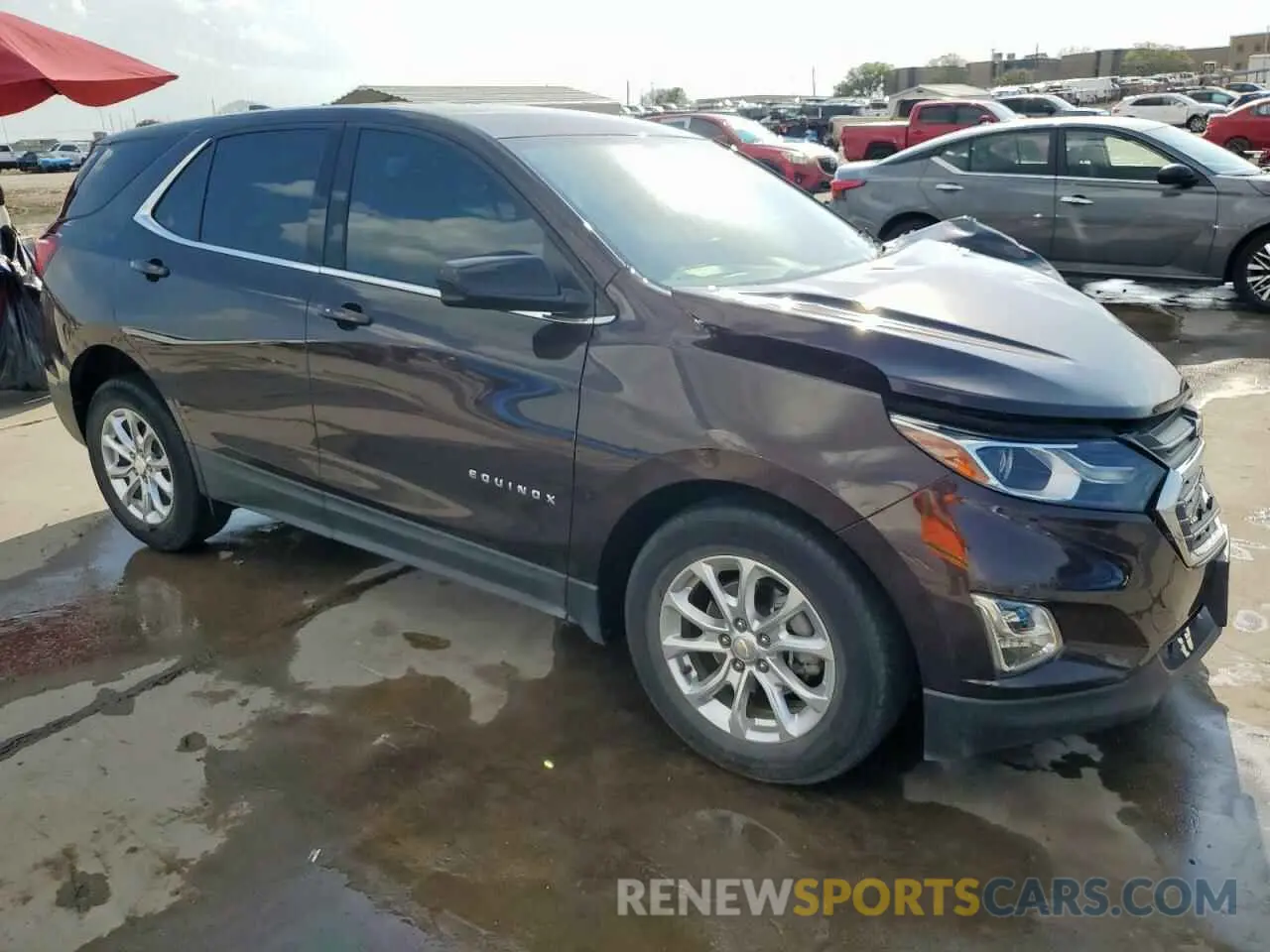 4 Photograph of a damaged car 2GNAXKEV2L6238399 CHEVROLET EQUINOX 2020