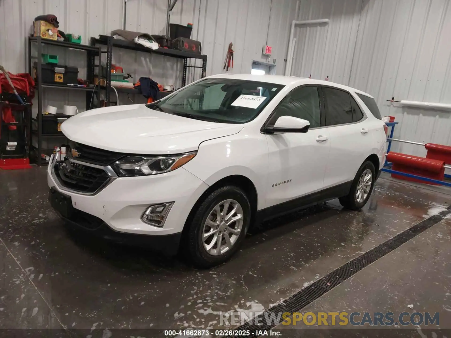 2 Photograph of a damaged car 2GNAXKEV2L6243781 CHEVROLET EQUINOX 2020