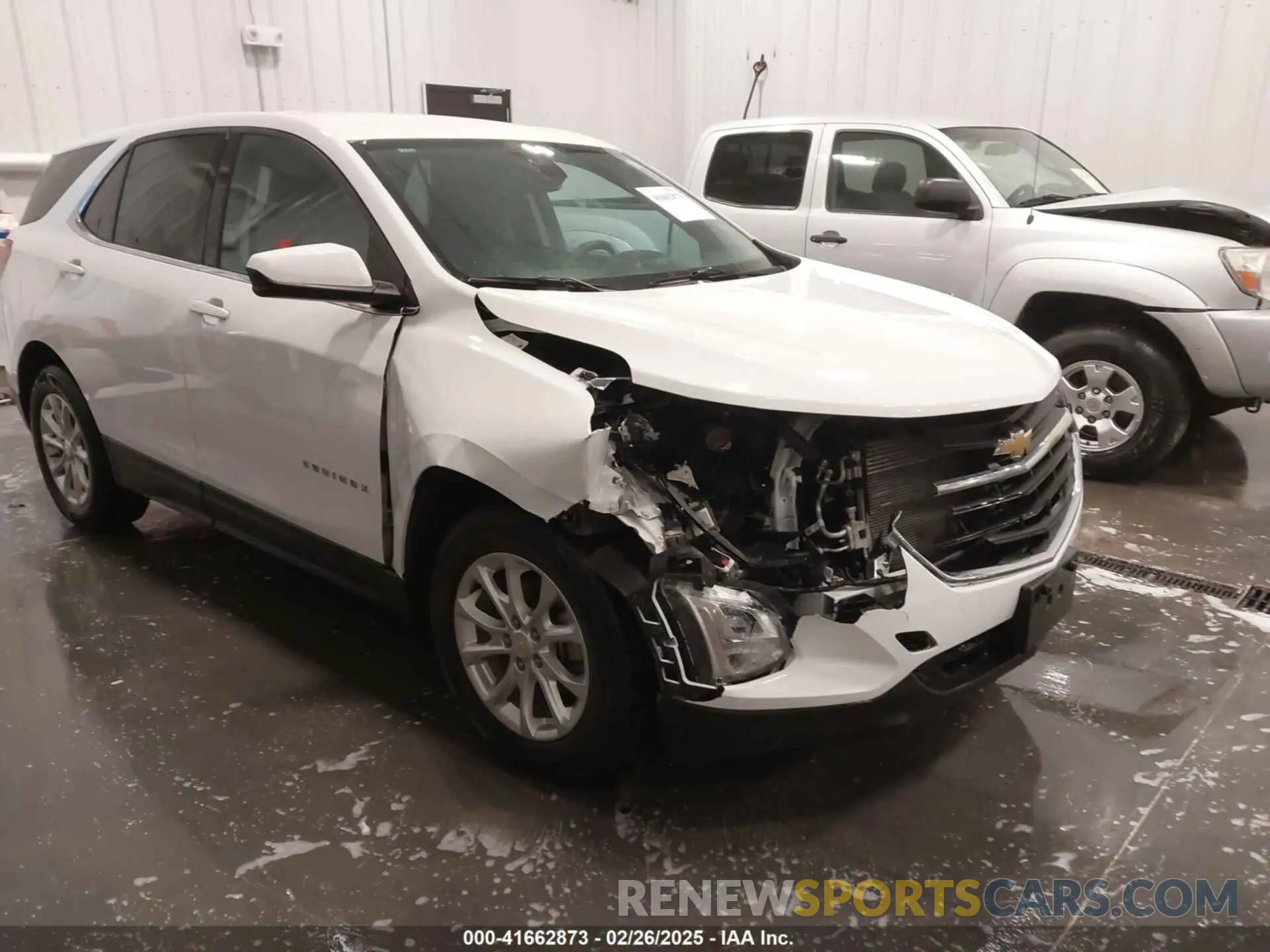 6 Photograph of a damaged car 2GNAXKEV2L6243781 CHEVROLET EQUINOX 2020