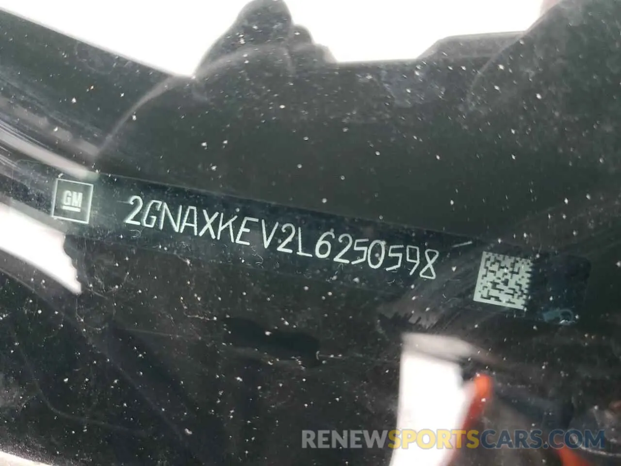 12 Photograph of a damaged car 2GNAXKEV2L6250598 CHEVROLET EQUINOX 2020