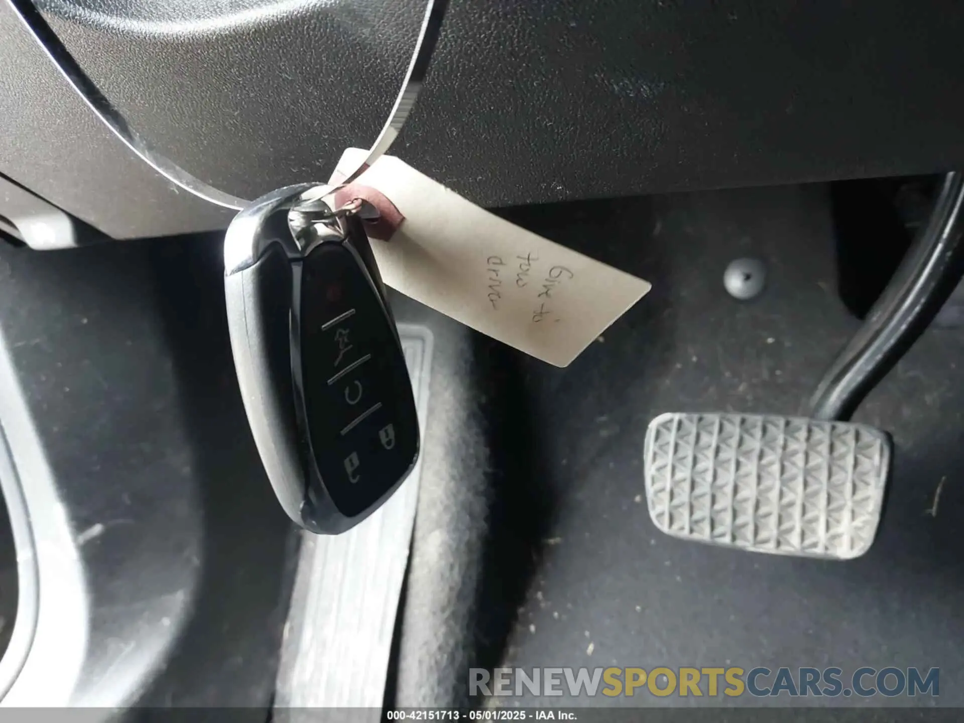 11 Photograph of a damaged car 2GNAXKEV3L6100175 CHEVROLET EQUINOX 2020