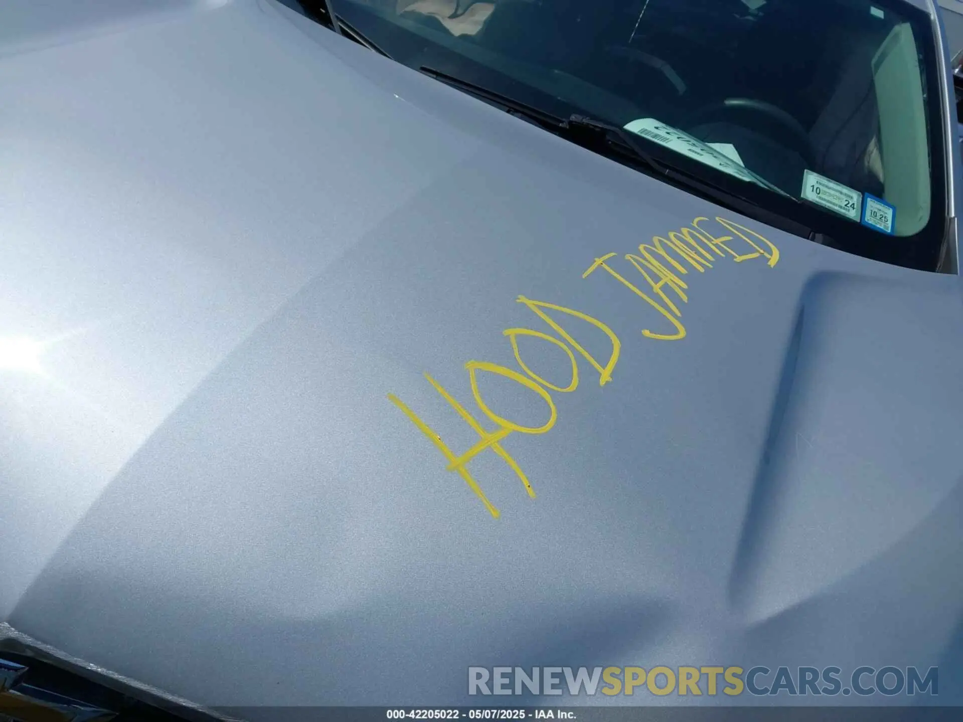 10 Photograph of a damaged car 2GNAXKEV3L6226178 CHEVROLET EQUINOX 2020