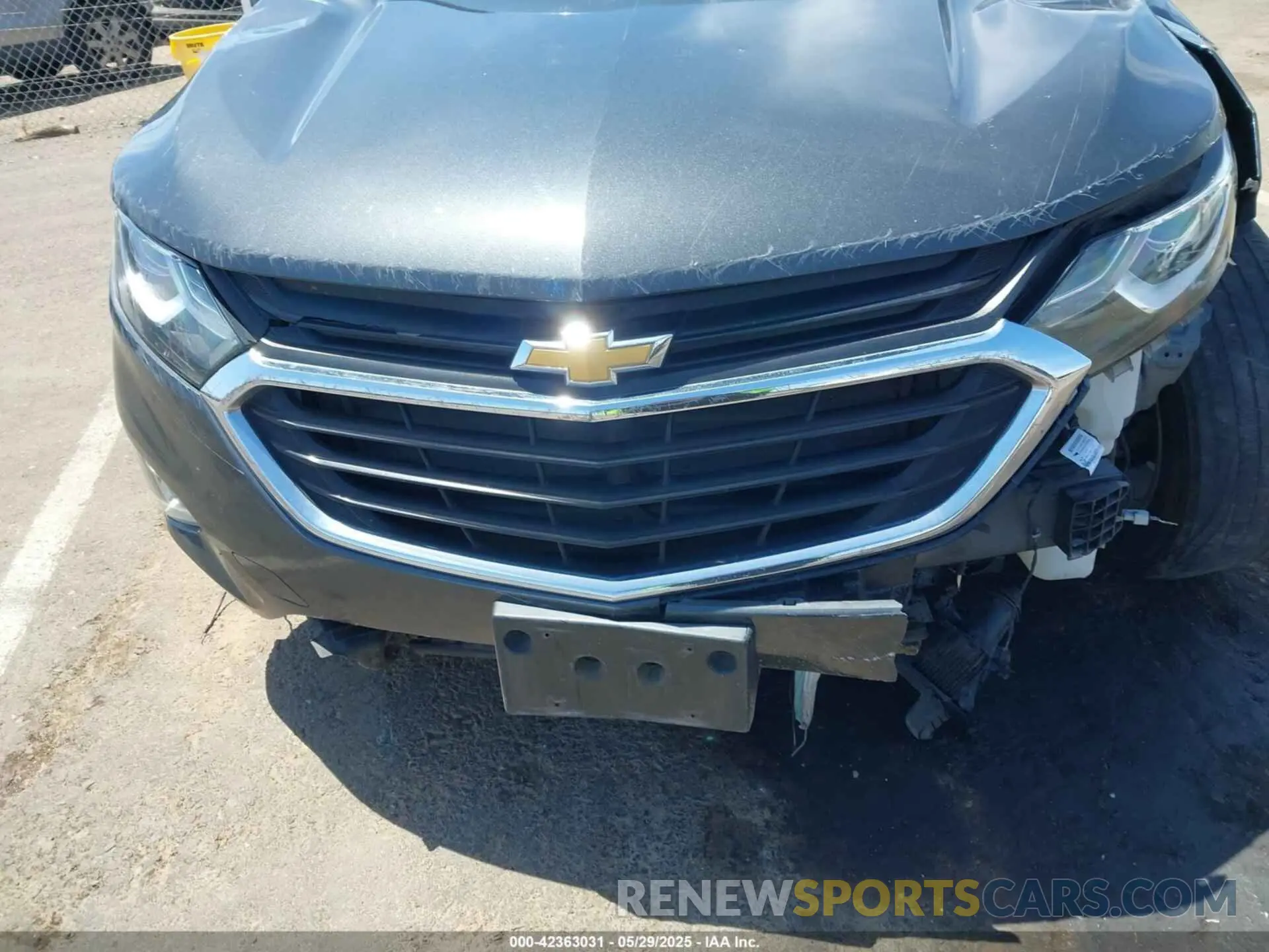 12 Photograph of a damaged car 2GNAXKEV3L6242932 CHEVROLET EQUINOX 2020