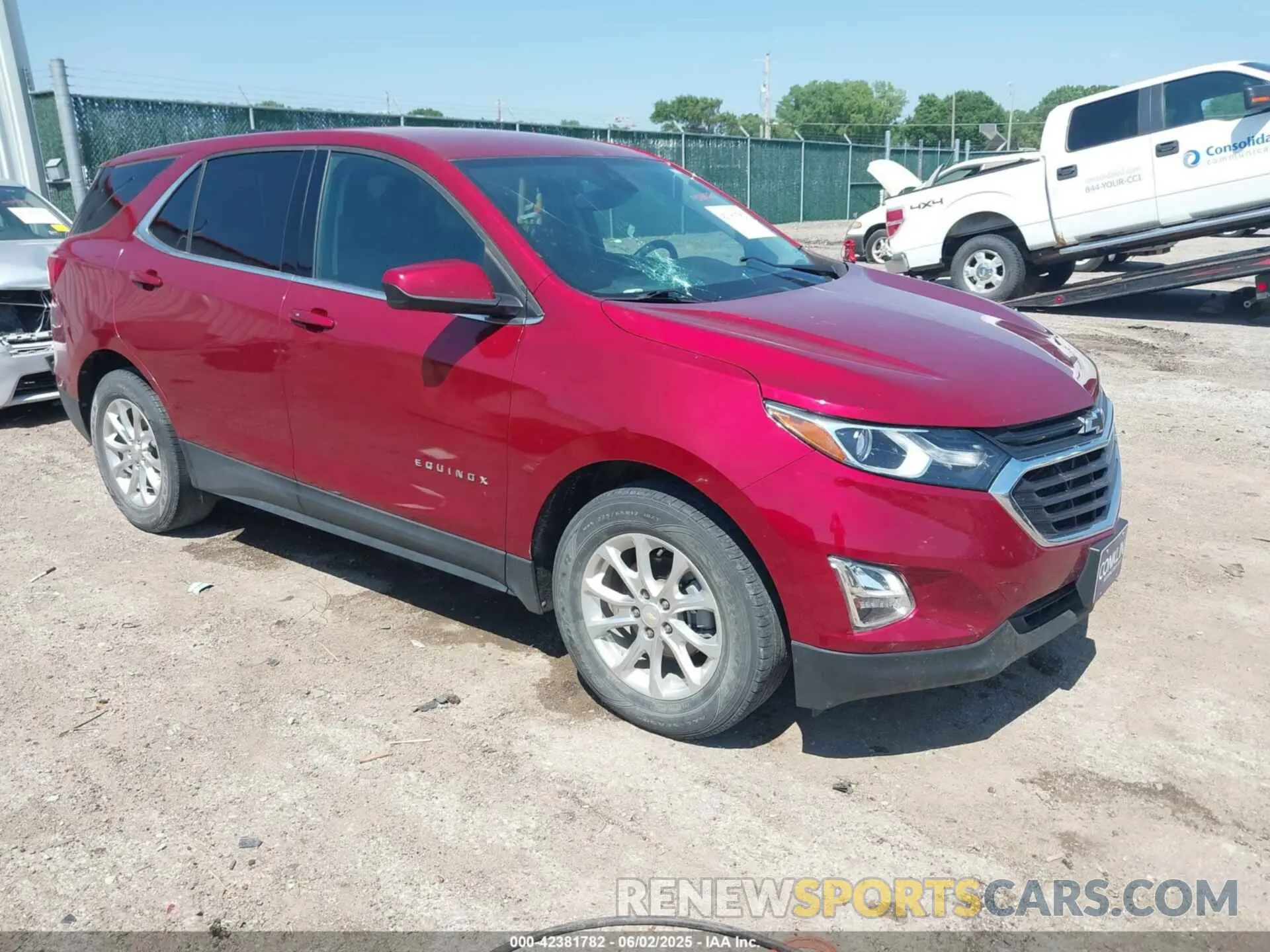 1 Photograph of a damaged car 2GNAXKEV3L6262615 CHEVROLET EQUINOX 2020