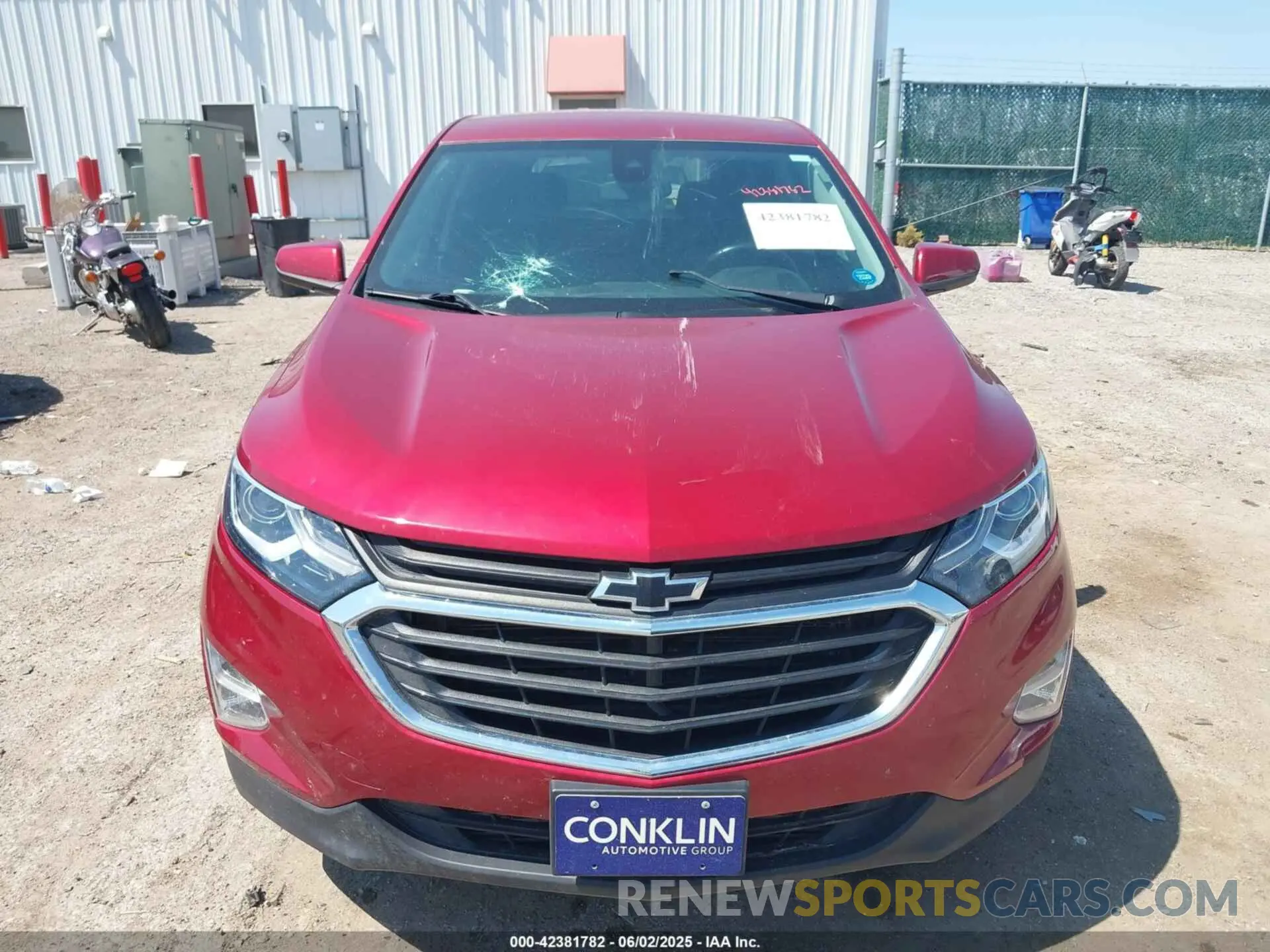 12 Photograph of a damaged car 2GNAXKEV3L6262615 CHEVROLET EQUINOX 2020
