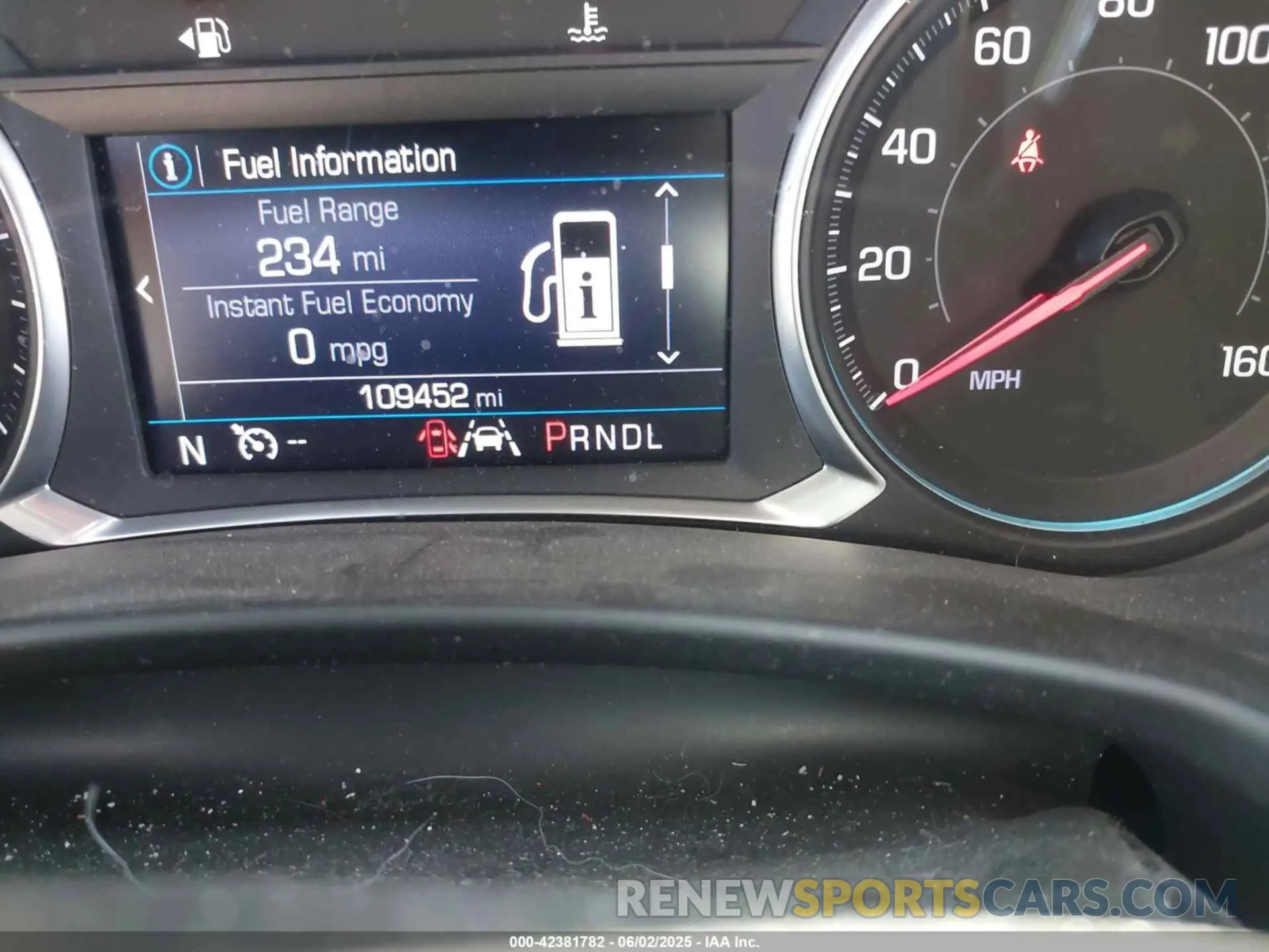 15 Photograph of a damaged car 2GNAXKEV3L6262615 CHEVROLET EQUINOX 2020