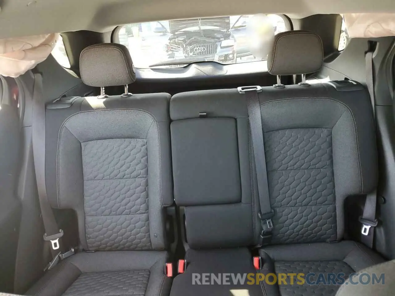 10 Photograph of a damaged car 2GNAXKEV4L6104994 CHEVROLET EQUINOX 2020