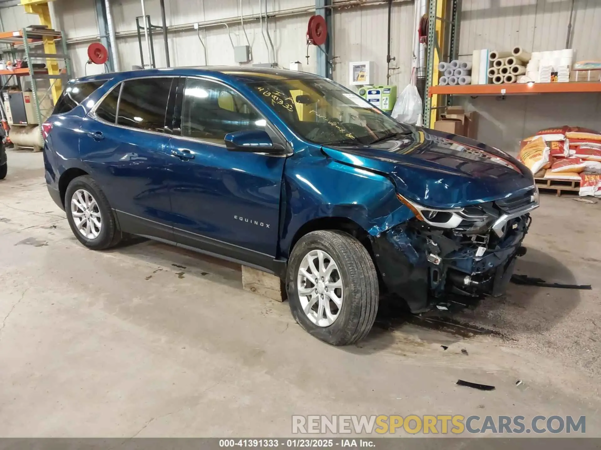 1 Photograph of a damaged car 2GNAXKEV4L6152561 CHEVROLET EQUINOX 2020
