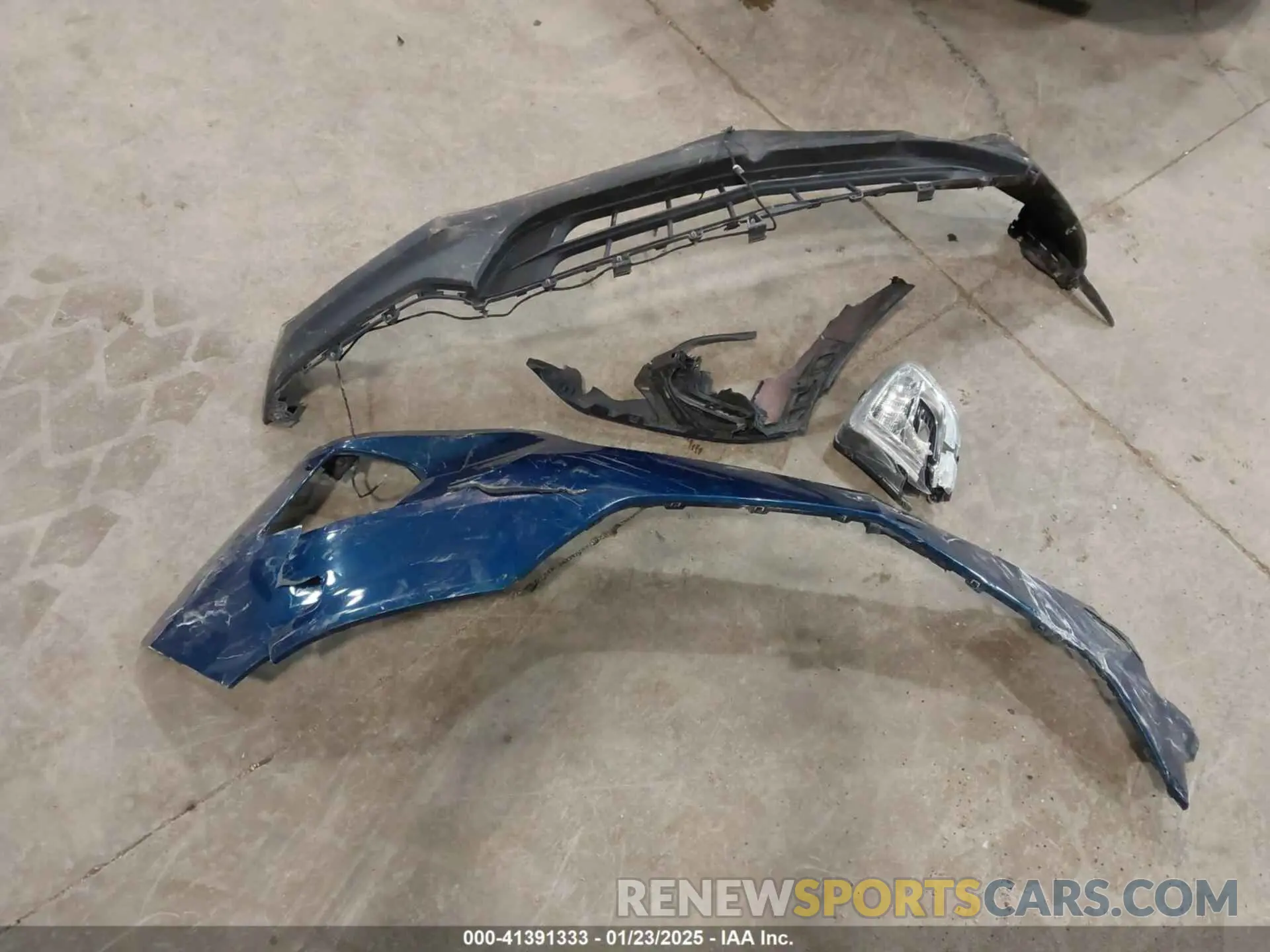 12 Photograph of a damaged car 2GNAXKEV4L6152561 CHEVROLET EQUINOX 2020