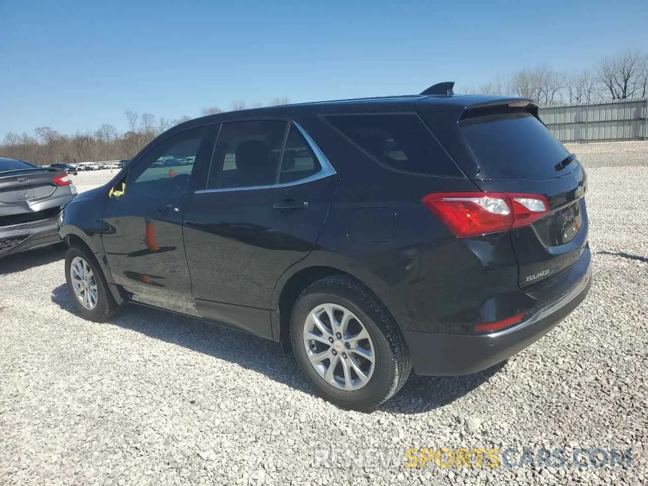 2 Photograph of a damaged car 2GNAXKEV4L6157968 CHEVROLET EQUINOX 2020
