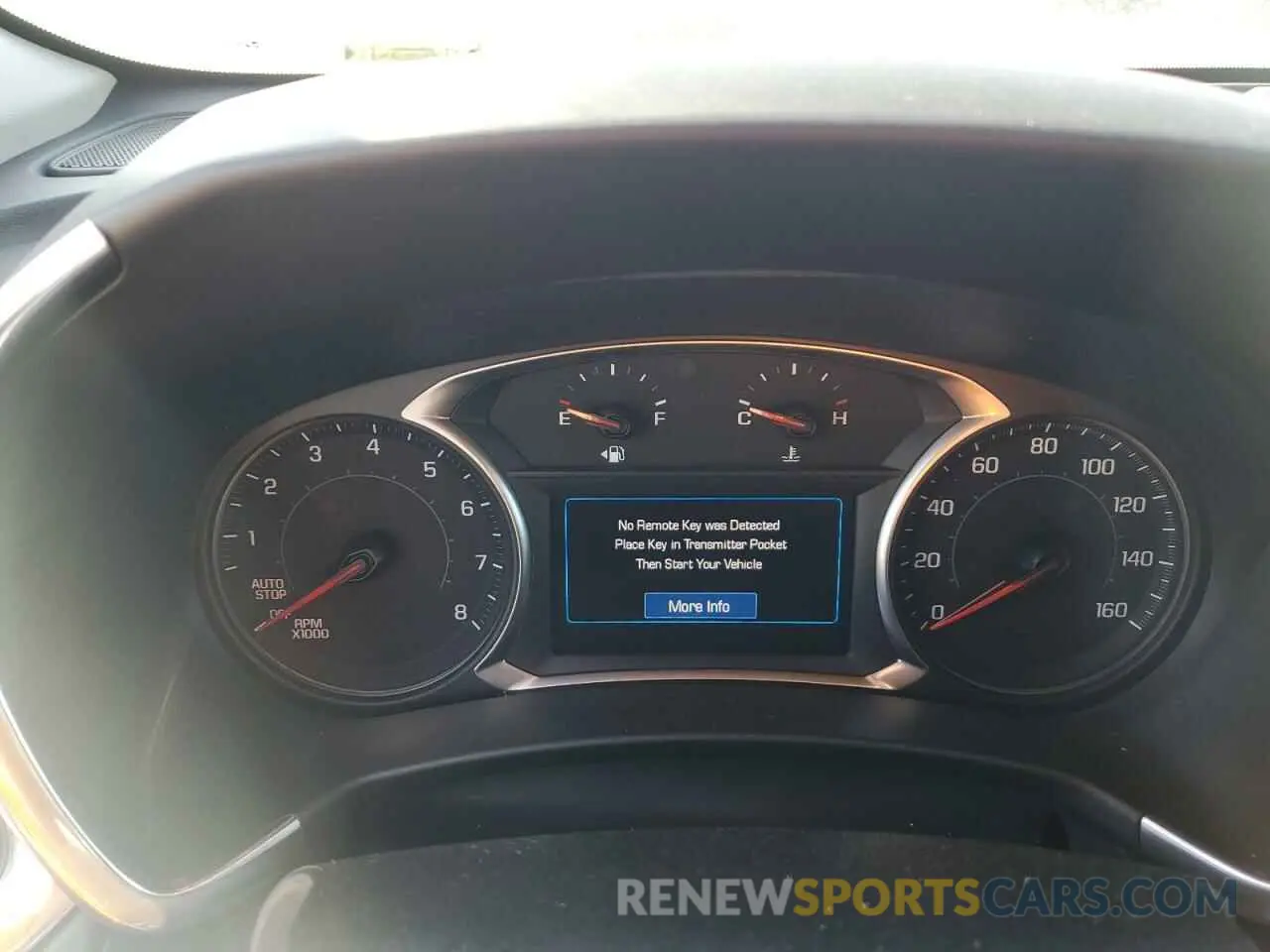 9 Photograph of a damaged car 2GNAXKEV4L6203895 CHEVROLET EQUINOX 2020
