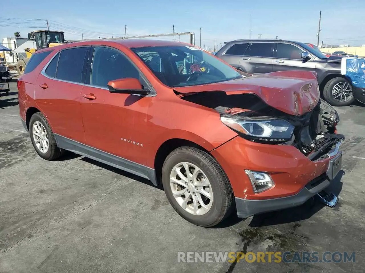 4 Photograph of a damaged car 2GNAXKEV4L6222074 CHEVROLET EQUINOX 2020
