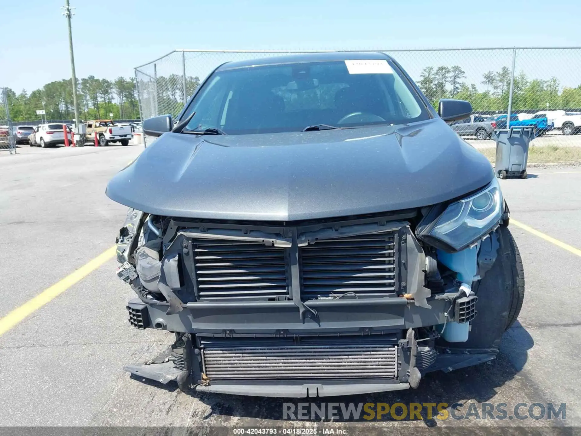 13 Photograph of a damaged car 2GNAXKEV4L6222950 CHEVROLET EQUINOX 2020