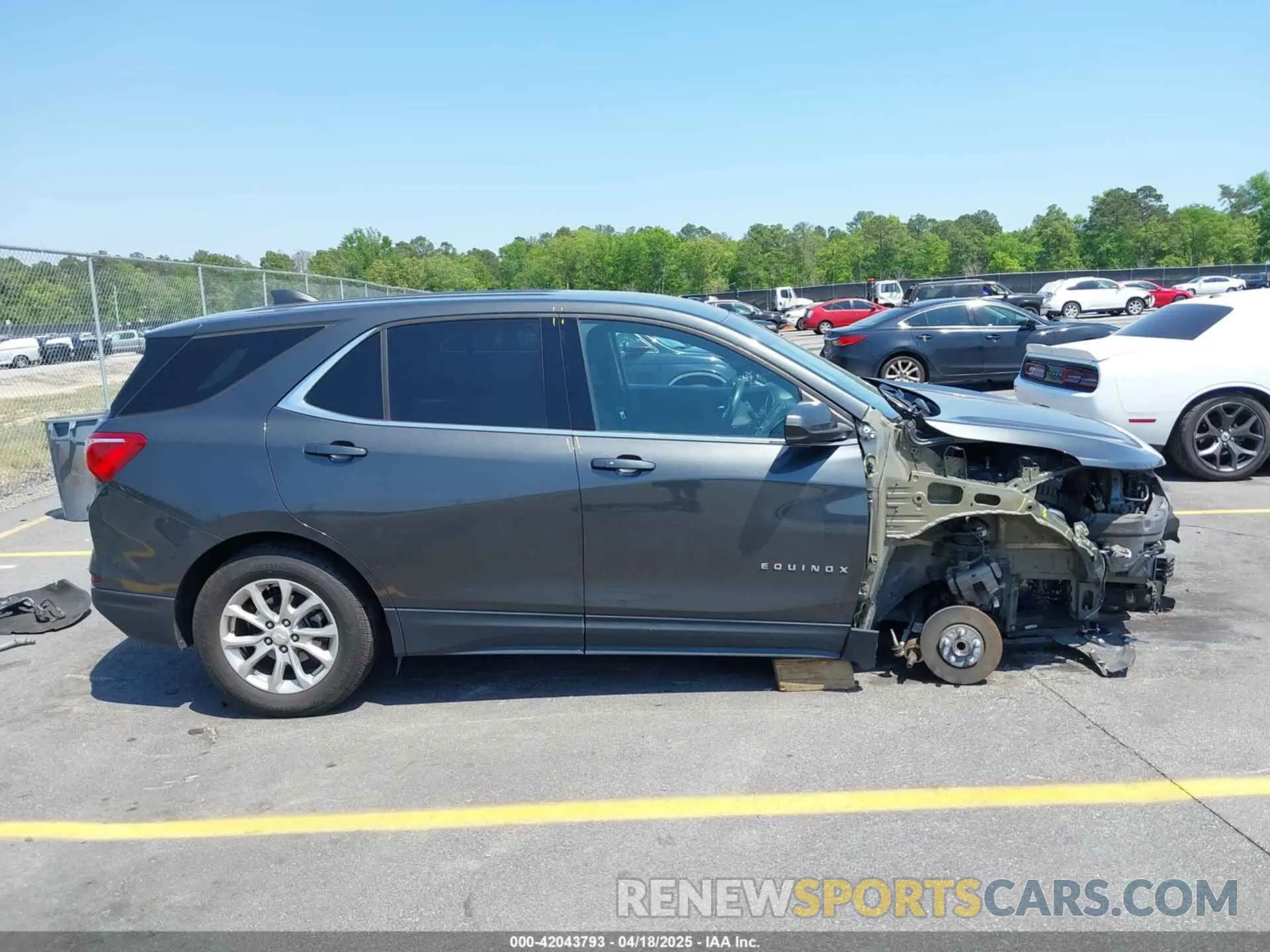 14 Photograph of a damaged car 2GNAXKEV4L6222950 CHEVROLET EQUINOX 2020