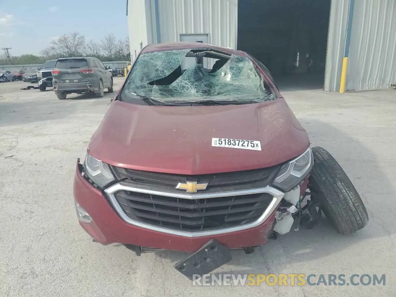 5 Photograph of a damaged car 2GNAXKEV4L6257598 CHEVROLET EQUINOX 2020