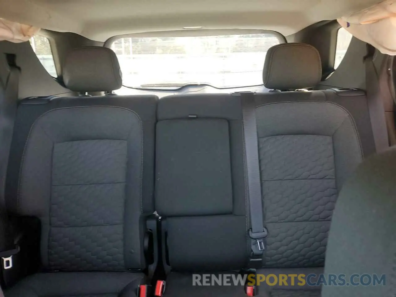 10 Photograph of a damaged car 2GNAXKEV4L6265412 CHEVROLET EQUINOX 2020