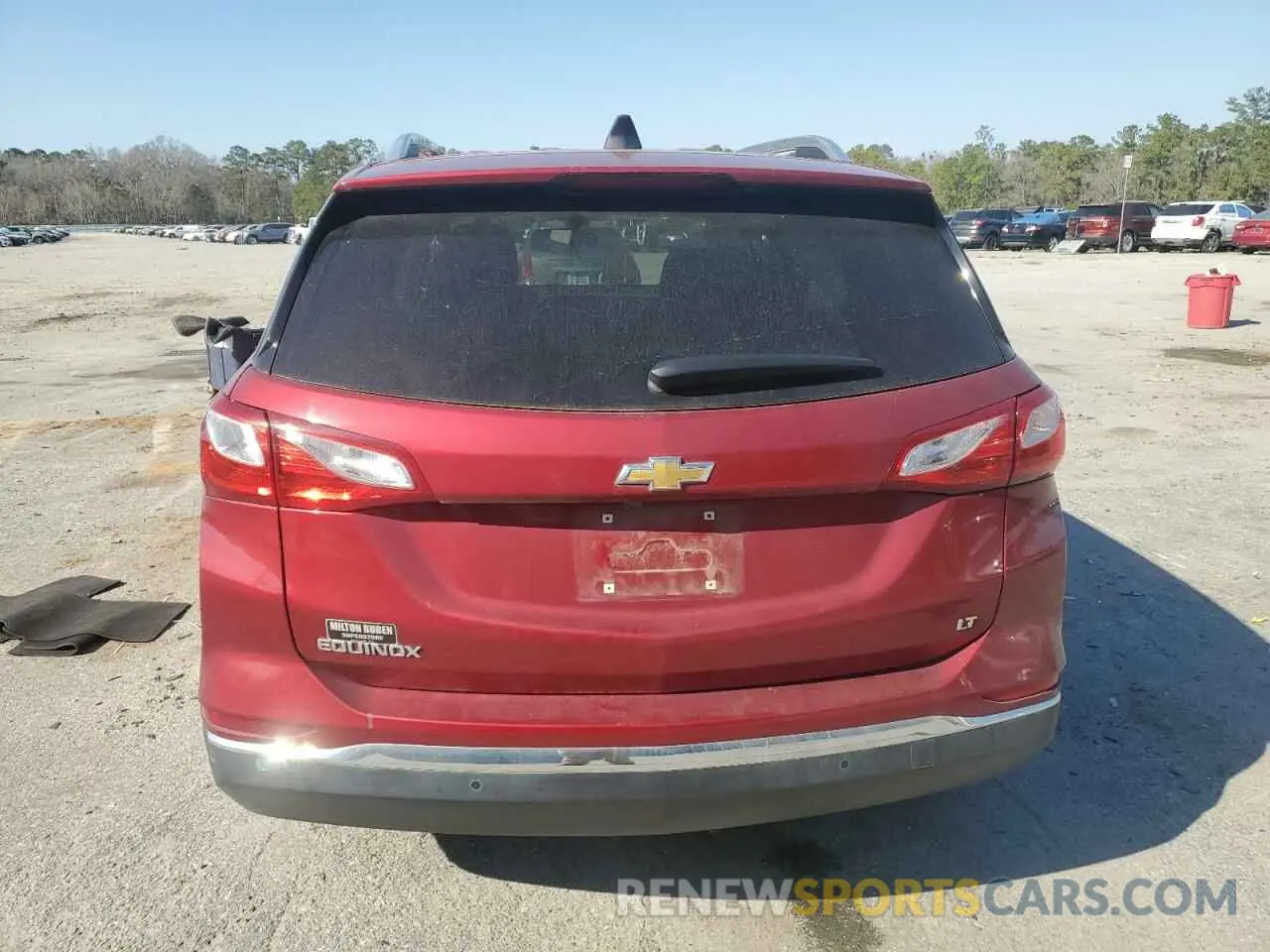 6 Photograph of a damaged car 2GNAXKEV4L6265412 CHEVROLET EQUINOX 2020