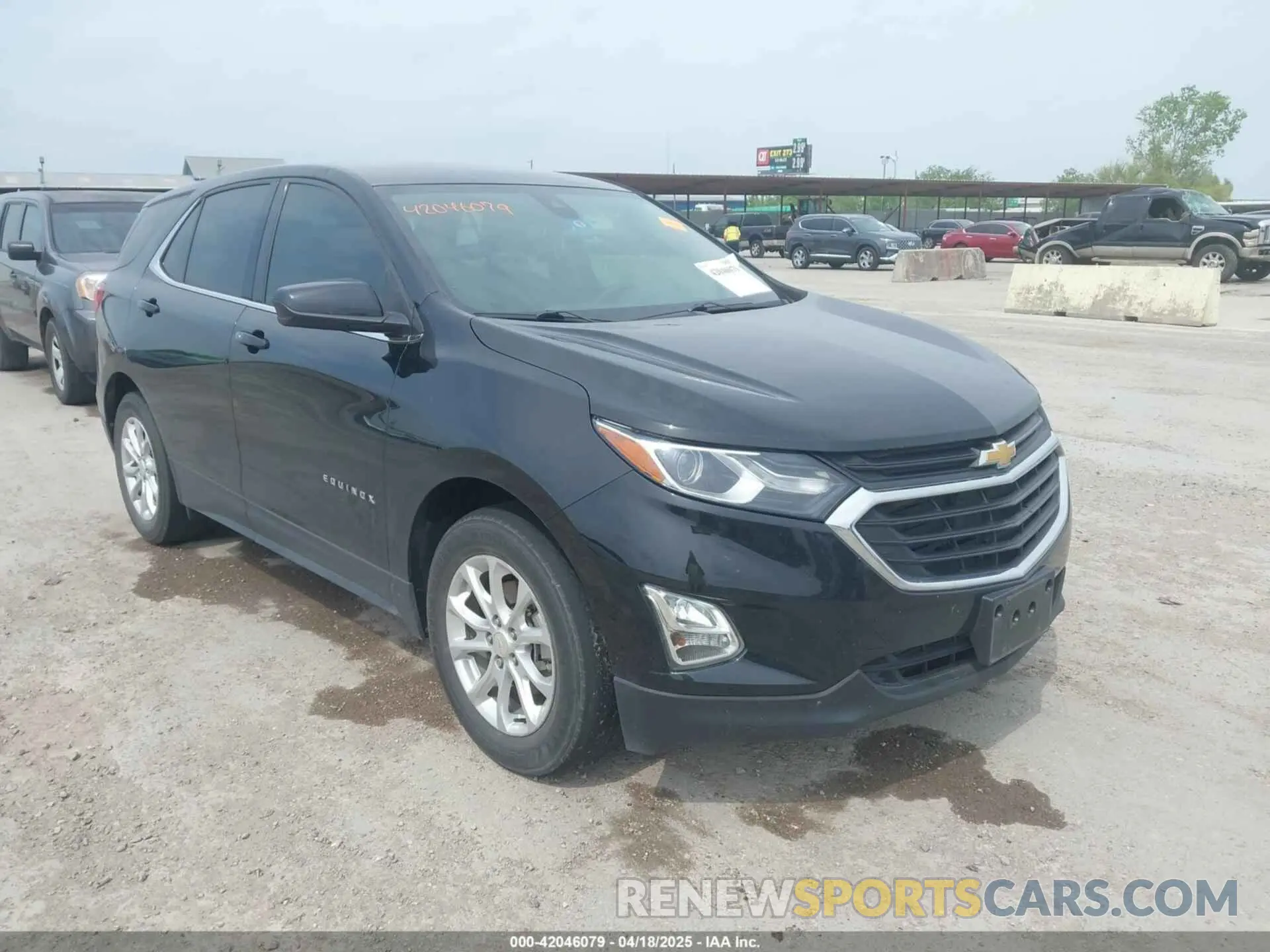1 Photograph of a damaged car 2GNAXKEV4L6285482 CHEVROLET EQUINOX 2020