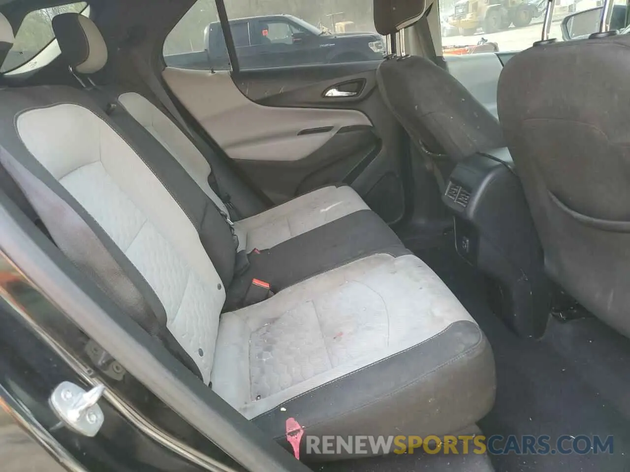 11 Photograph of a damaged car 2GNAXKEV5L6140967 CHEVROLET EQUINOX 2020