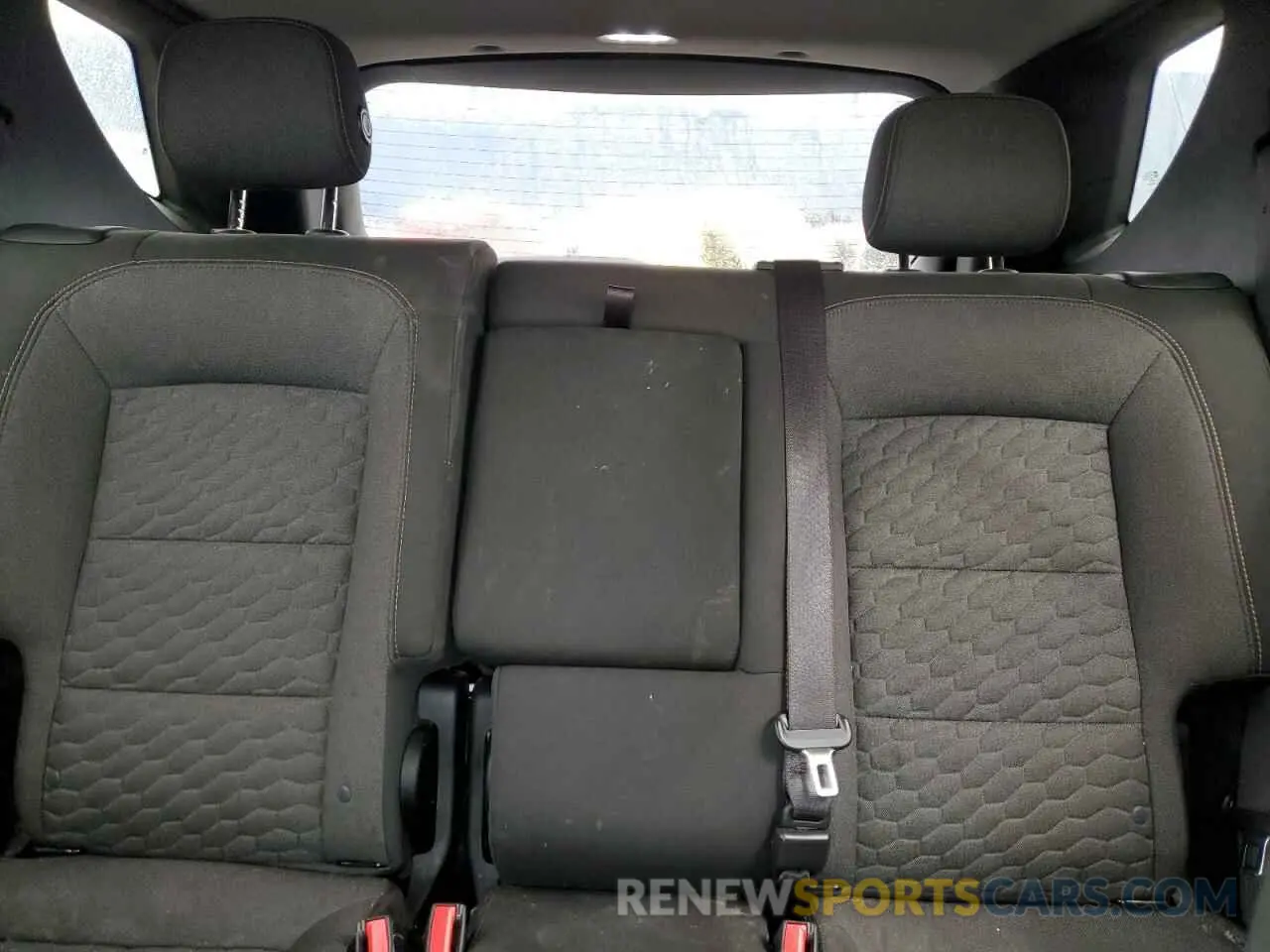10 Photograph of a damaged car 2GNAXKEV5L6153511 CHEVROLET EQUINOX 2020