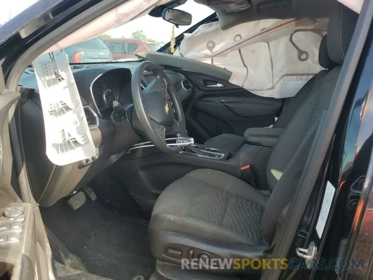 7 Photograph of a damaged car 2GNAXKEV5L6212685 CHEVROLET EQUINOX 2020