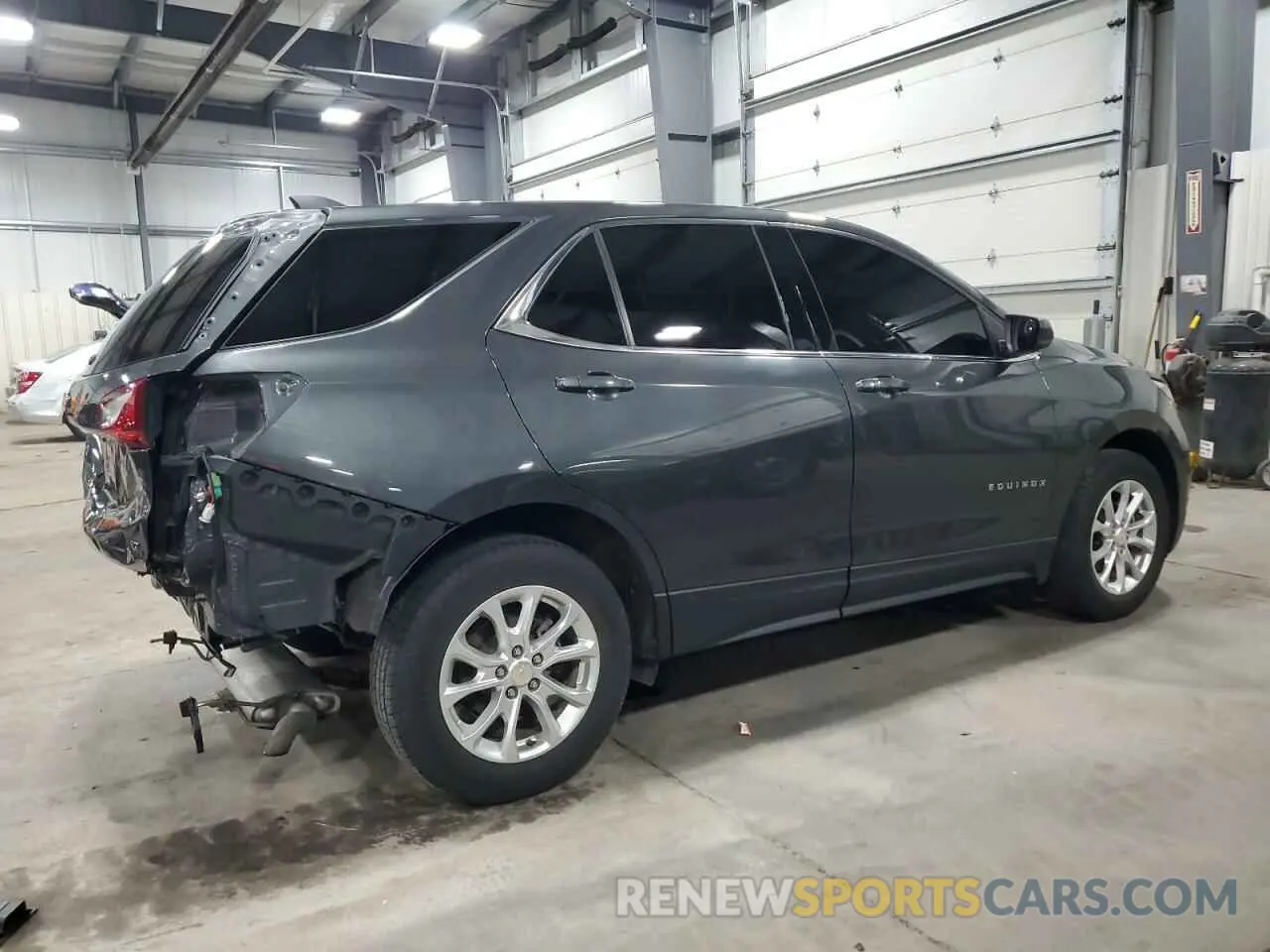 3 Photograph of a damaged car 2GNAXKEV5L6233522 CHEVROLET EQUINOX 2020