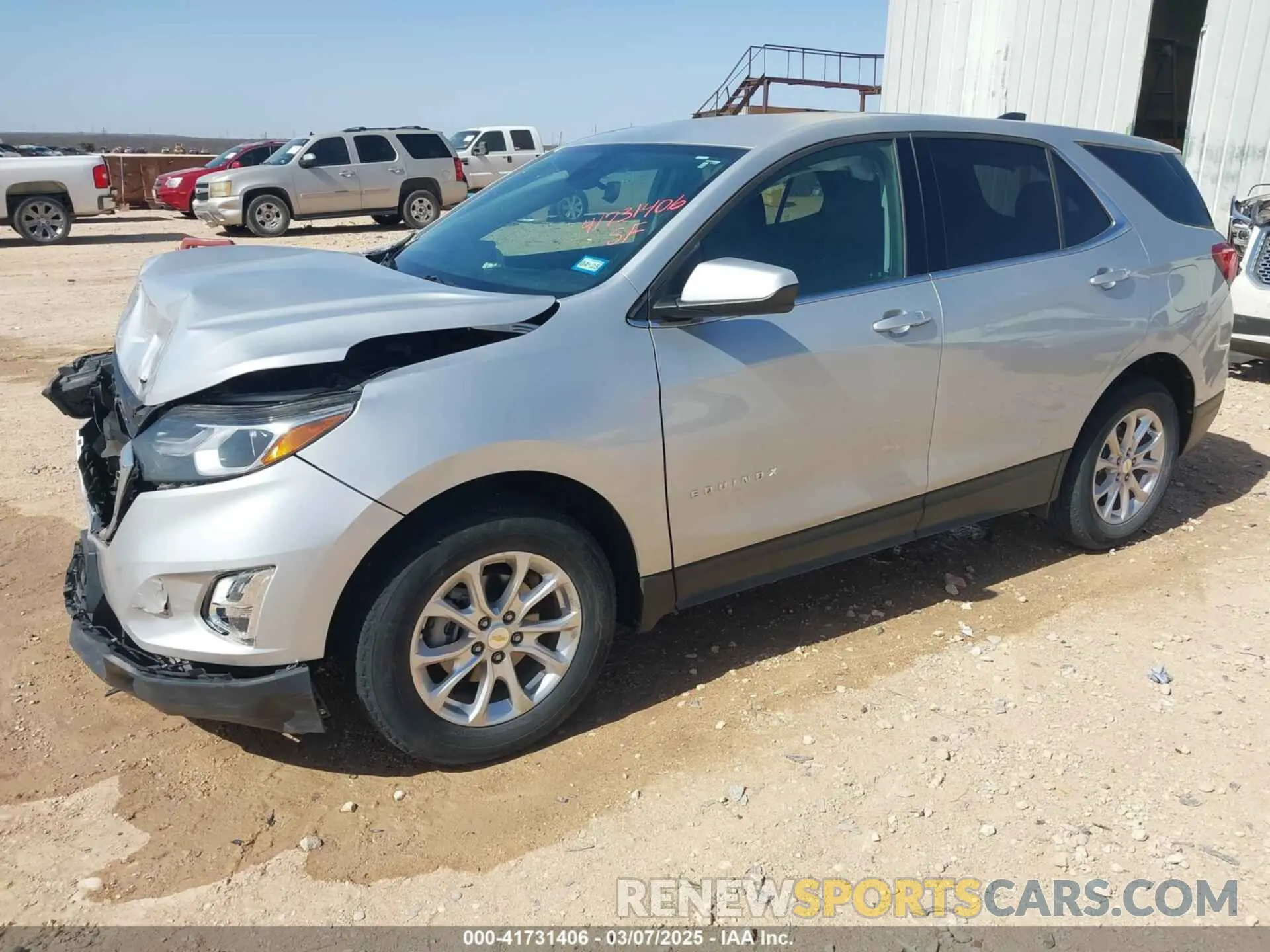 2 Photograph of a damaged car 2GNAXKEV5L6235688 CHEVROLET EQUINOX 2020