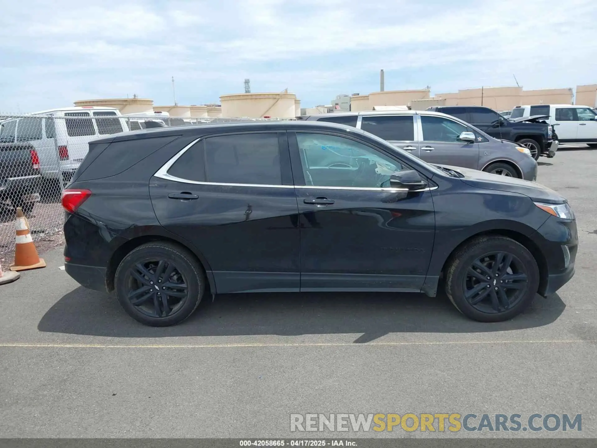 12 Photograph of a damaged car 2GNAXKEV5L6248537 CHEVROLET EQUINOX 2020