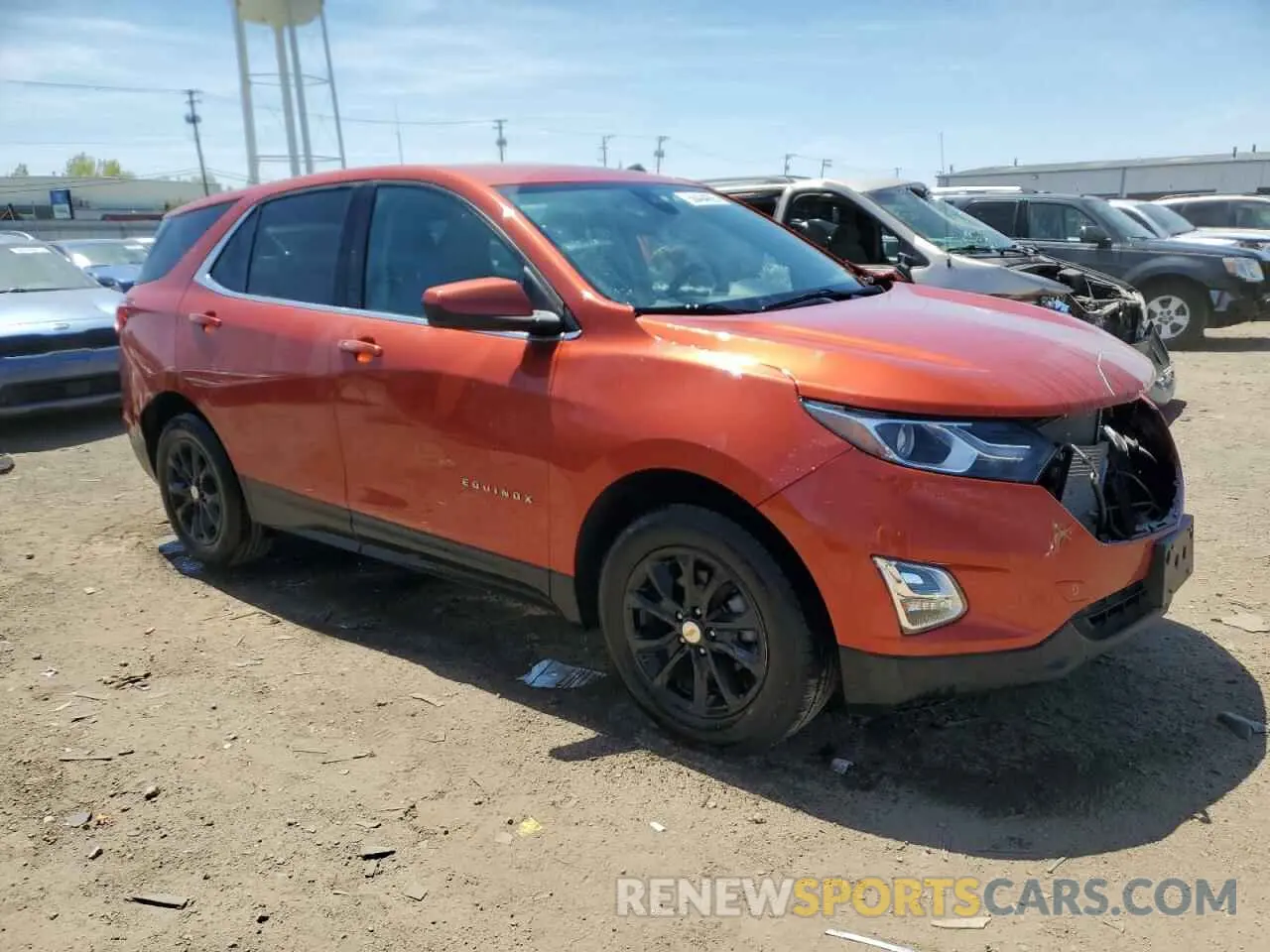 4 Photograph of a damaged car 2GNAXKEV6L6113759 CHEVROLET EQUINOX 2020
