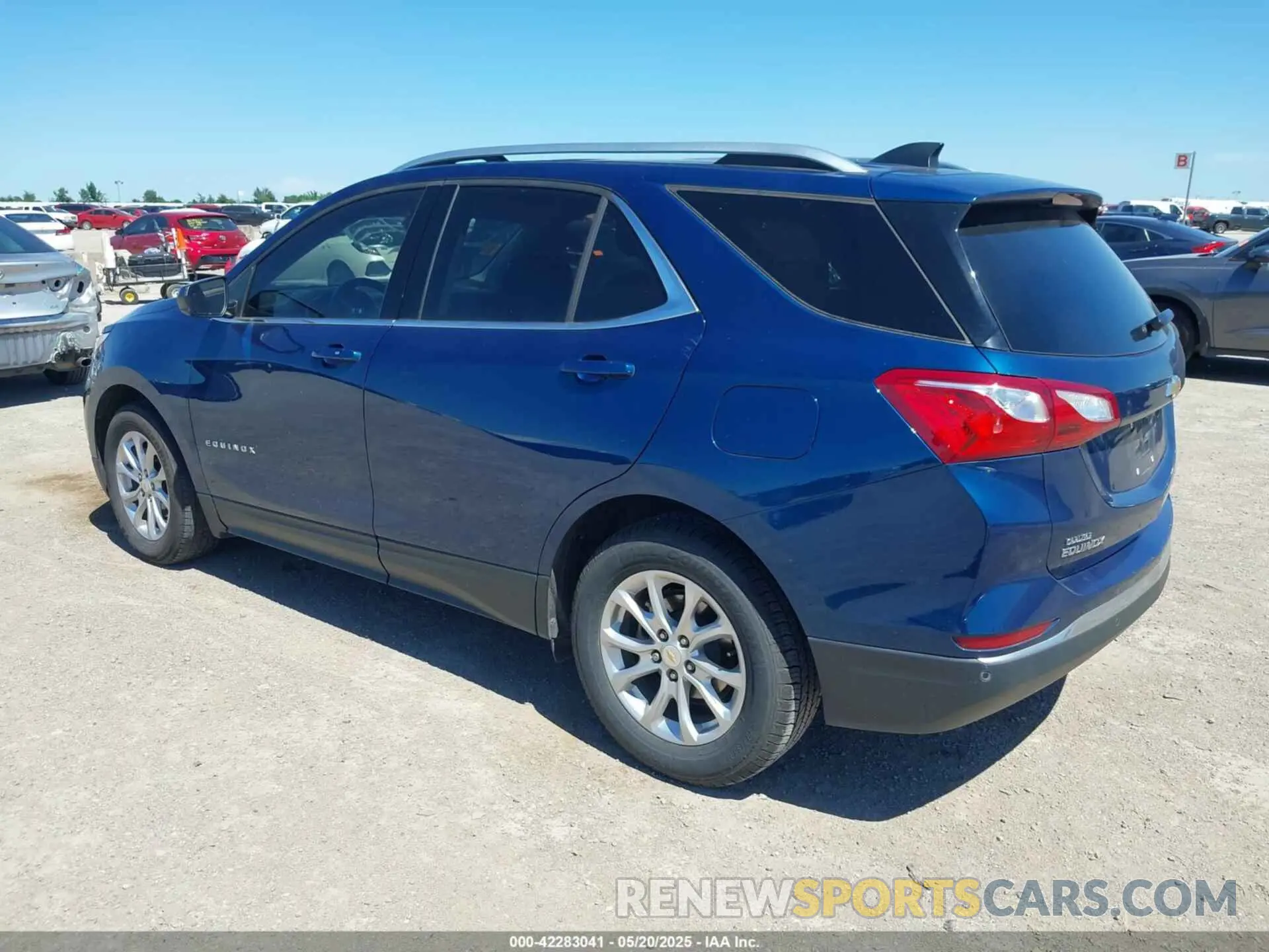 3 Photograph of a damaged car 2GNAXKEV6L6141884 CHEVROLET EQUINOX 2020