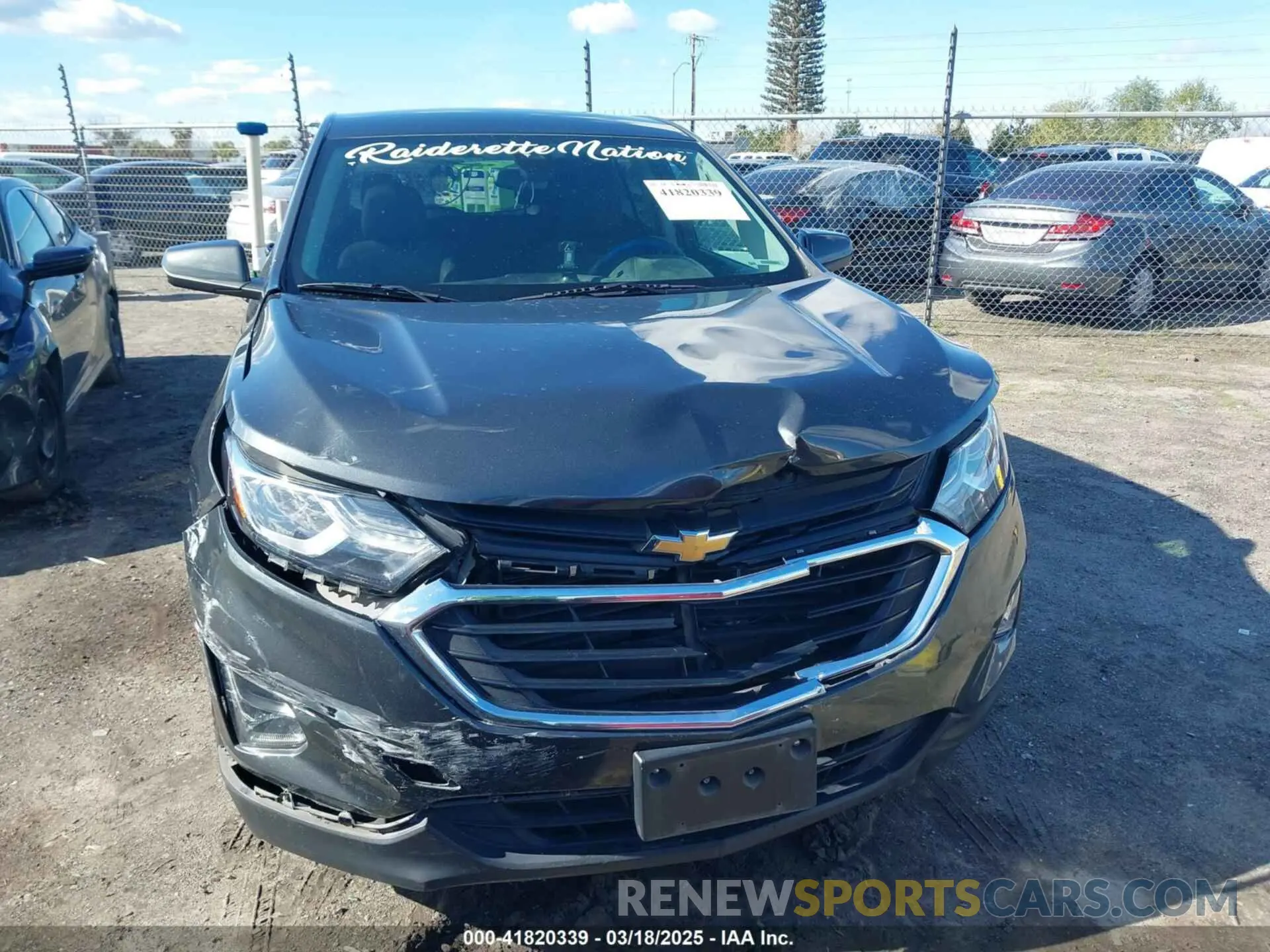 12 Photograph of a damaged car 2GNAXKEV6L6153159 CHEVROLET EQUINOX 2020