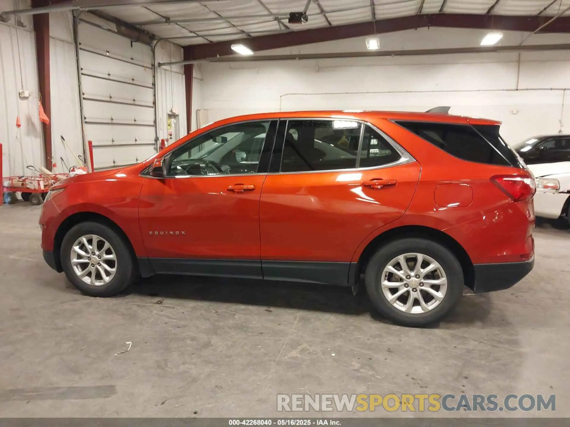 14 Photograph of a damaged car 2GNAXKEV6L6186310 CHEVROLET EQUINOX 2020
