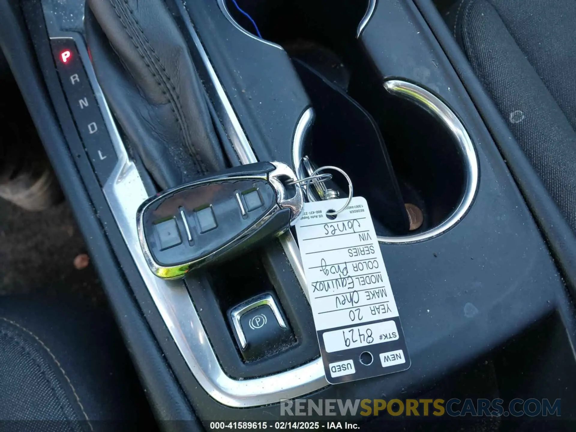 11 Photograph of a damaged car 2GNAXKEV6L6227101 CHEVROLET EQUINOX 2020