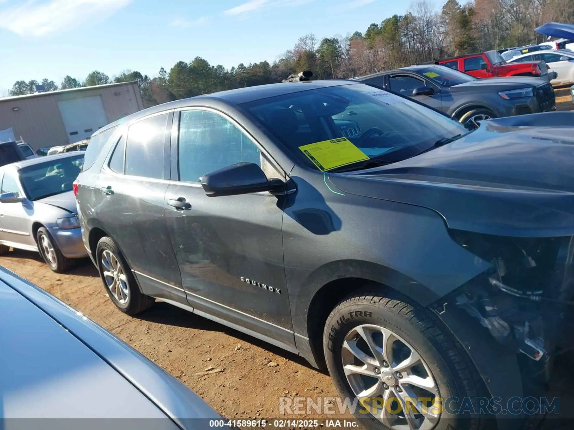 14 Photograph of a damaged car 2GNAXKEV6L6227101 CHEVROLET EQUINOX 2020