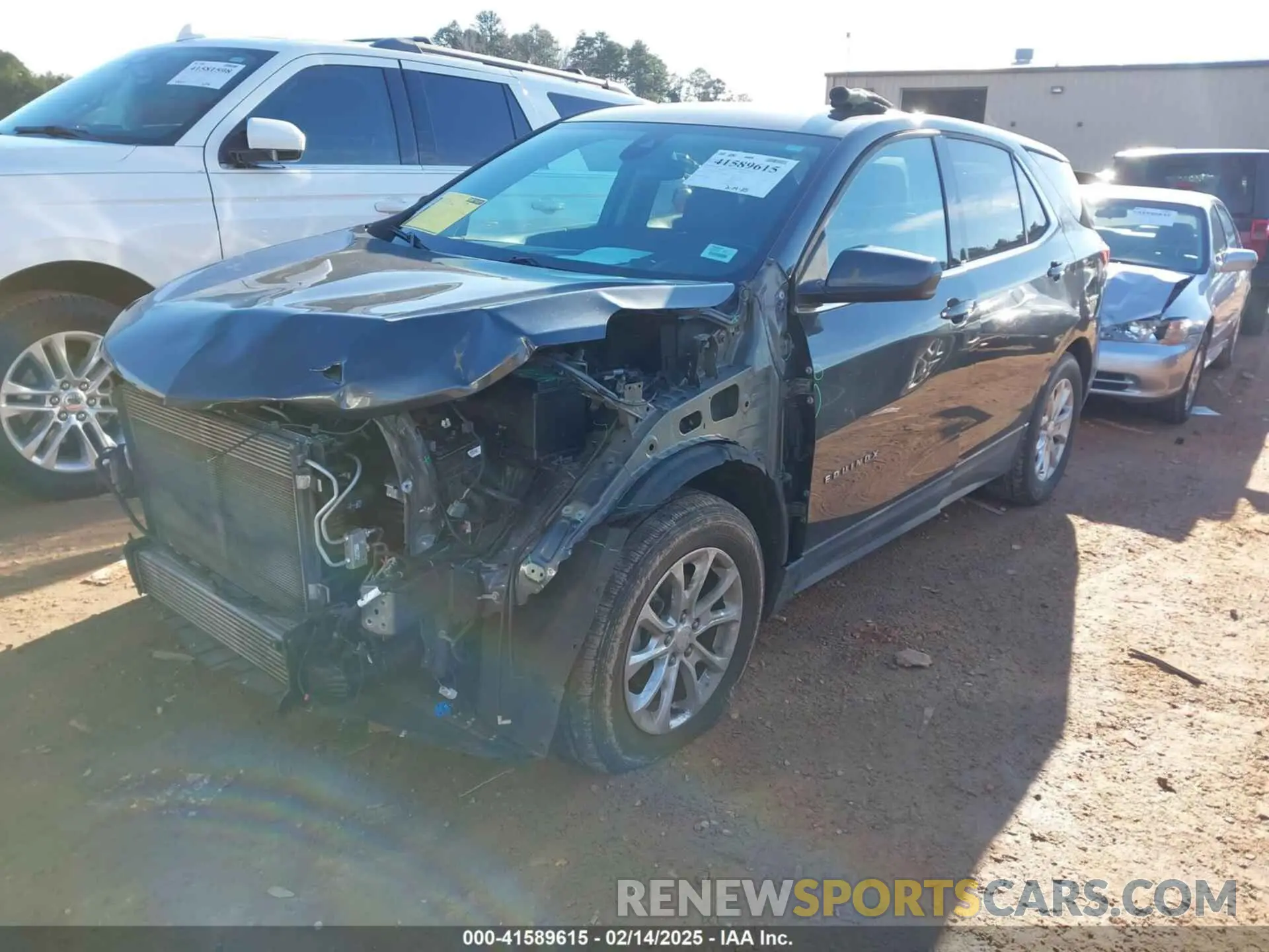 2 Photograph of a damaged car 2GNAXKEV6L6227101 CHEVROLET EQUINOX 2020