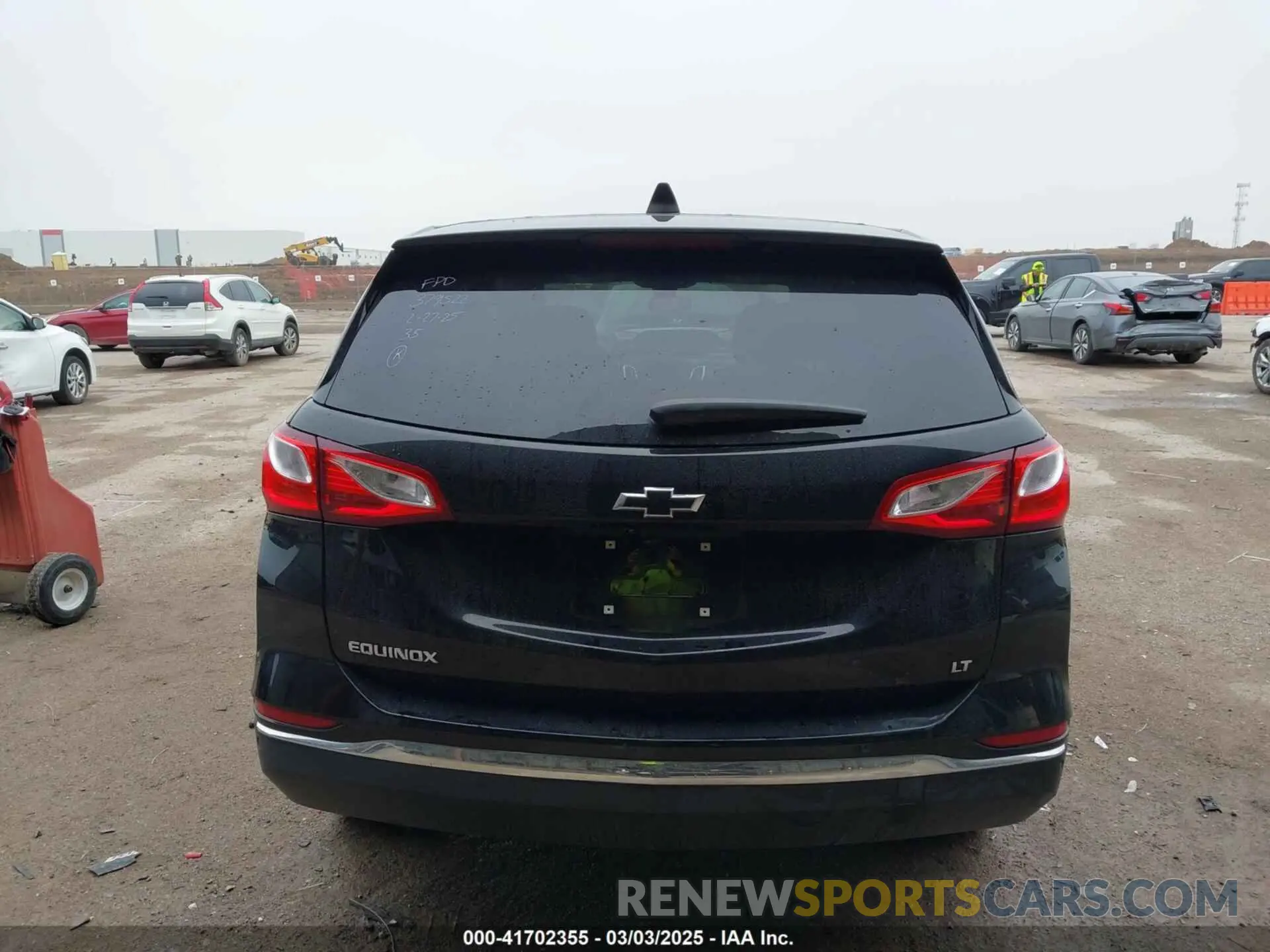 16 Photograph of a damaged car 2GNAXKEV6L6281028 CHEVROLET EQUINOX 2020