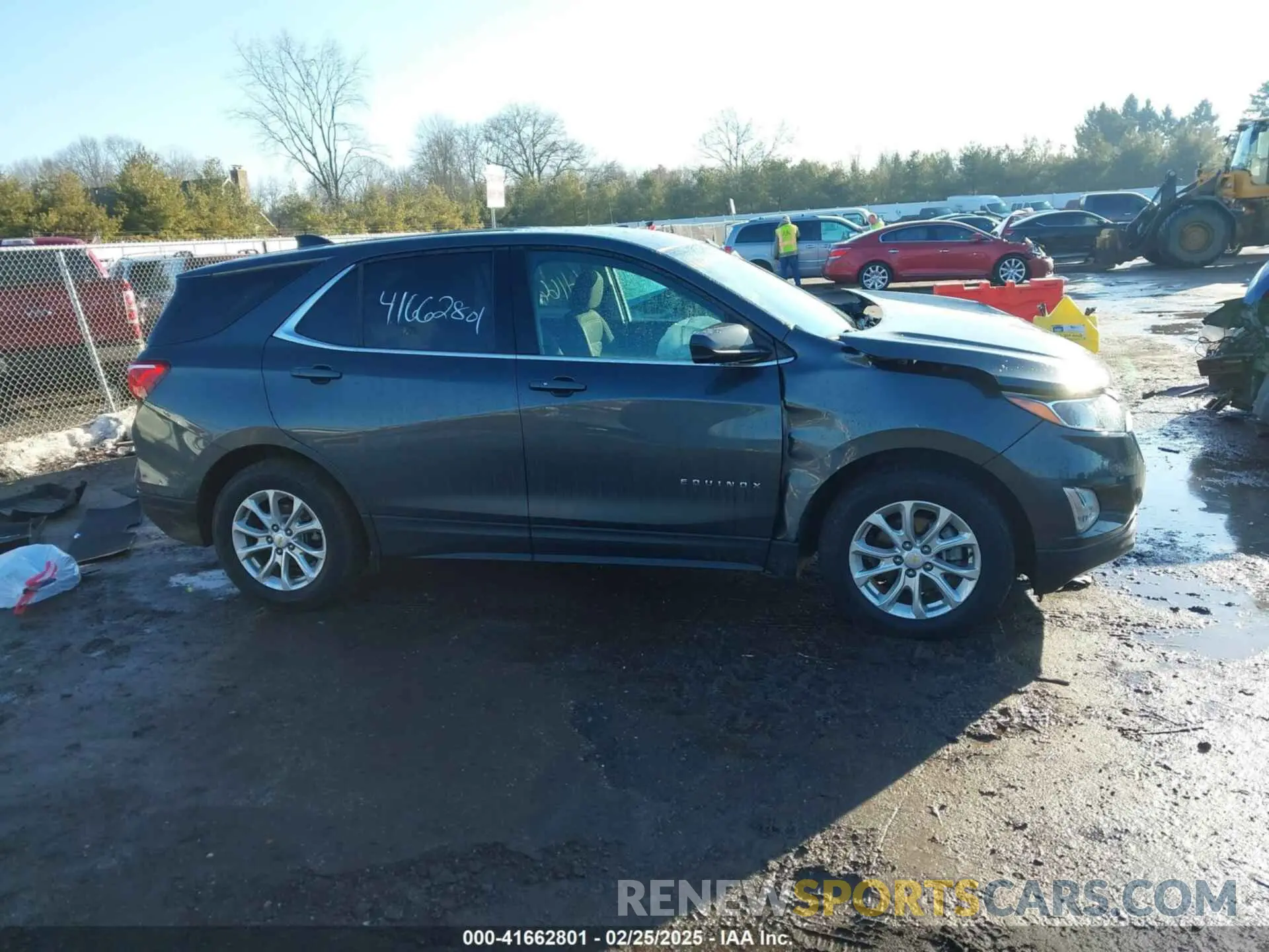 13 Photograph of a damaged car 2GNAXKEV7L6136287 CHEVROLET EQUINOX 2020