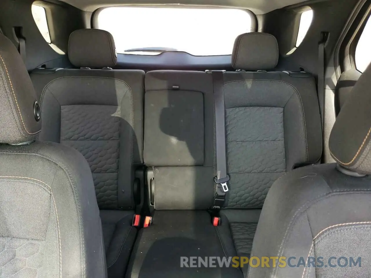 10 Photograph of a damaged car 2GNAXKEV7L6165272 CHEVROLET EQUINOX 2020