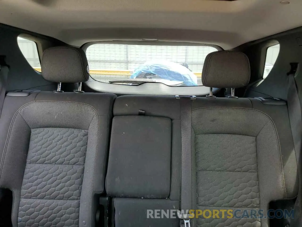 10 Photograph of a damaged car 2GNAXKEV7L6172836 CHEVROLET EQUINOX 2020