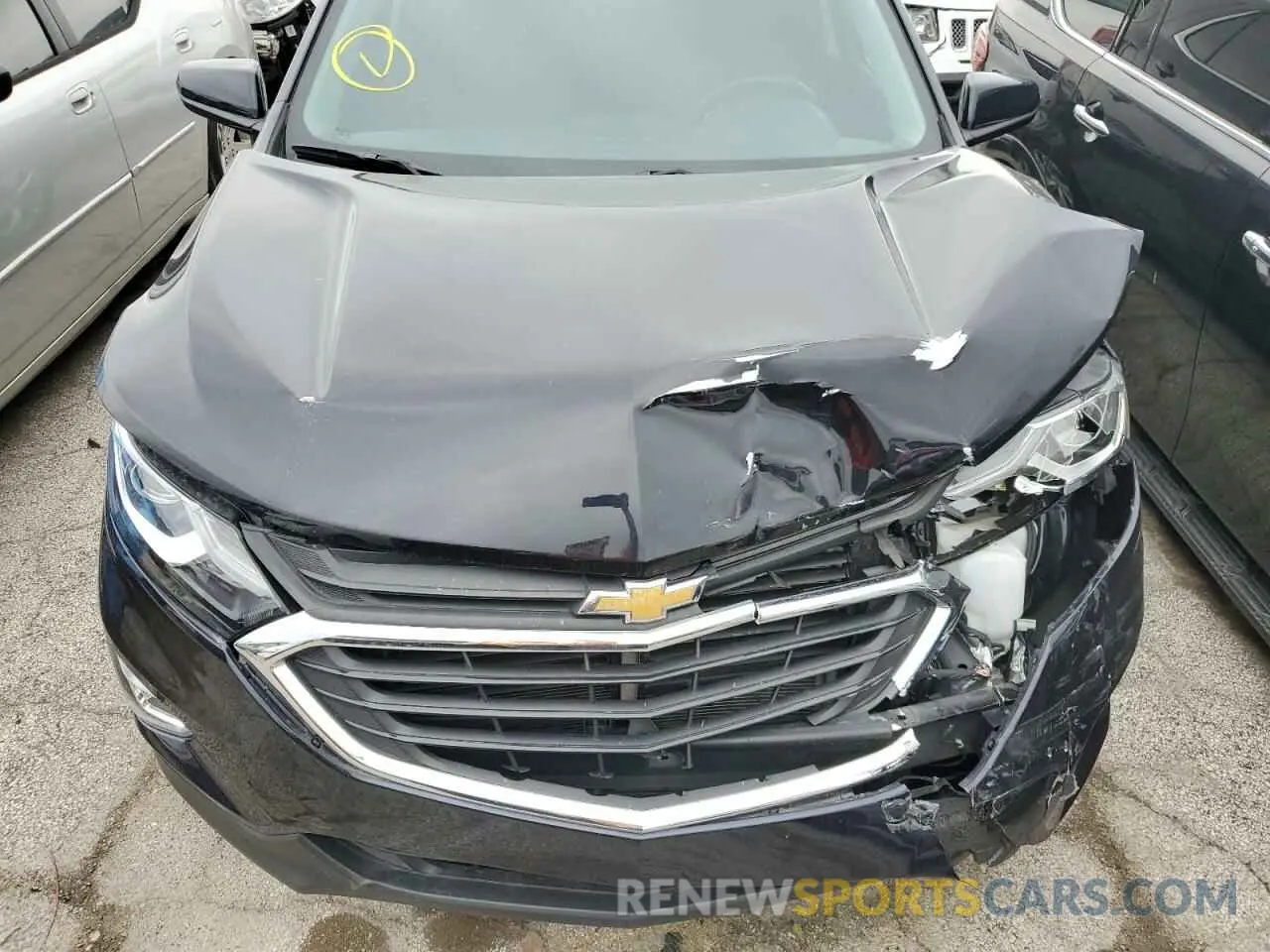 12 Photograph of a damaged car 2GNAXKEV7L6172836 CHEVROLET EQUINOX 2020