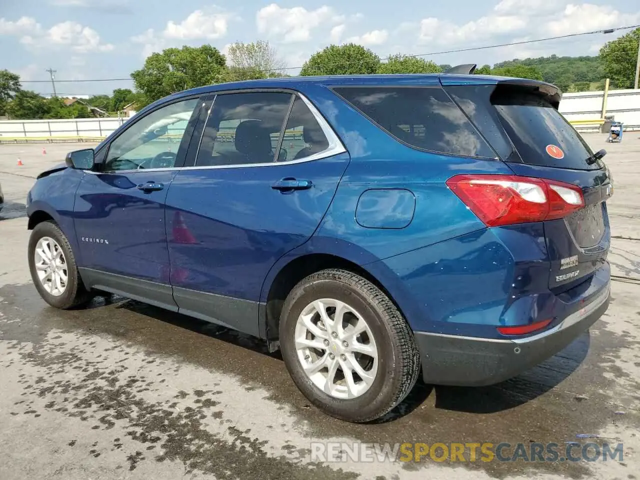 2 Photograph of a damaged car 2GNAXKEV7L6190981 CHEVROLET EQUINOX 2020