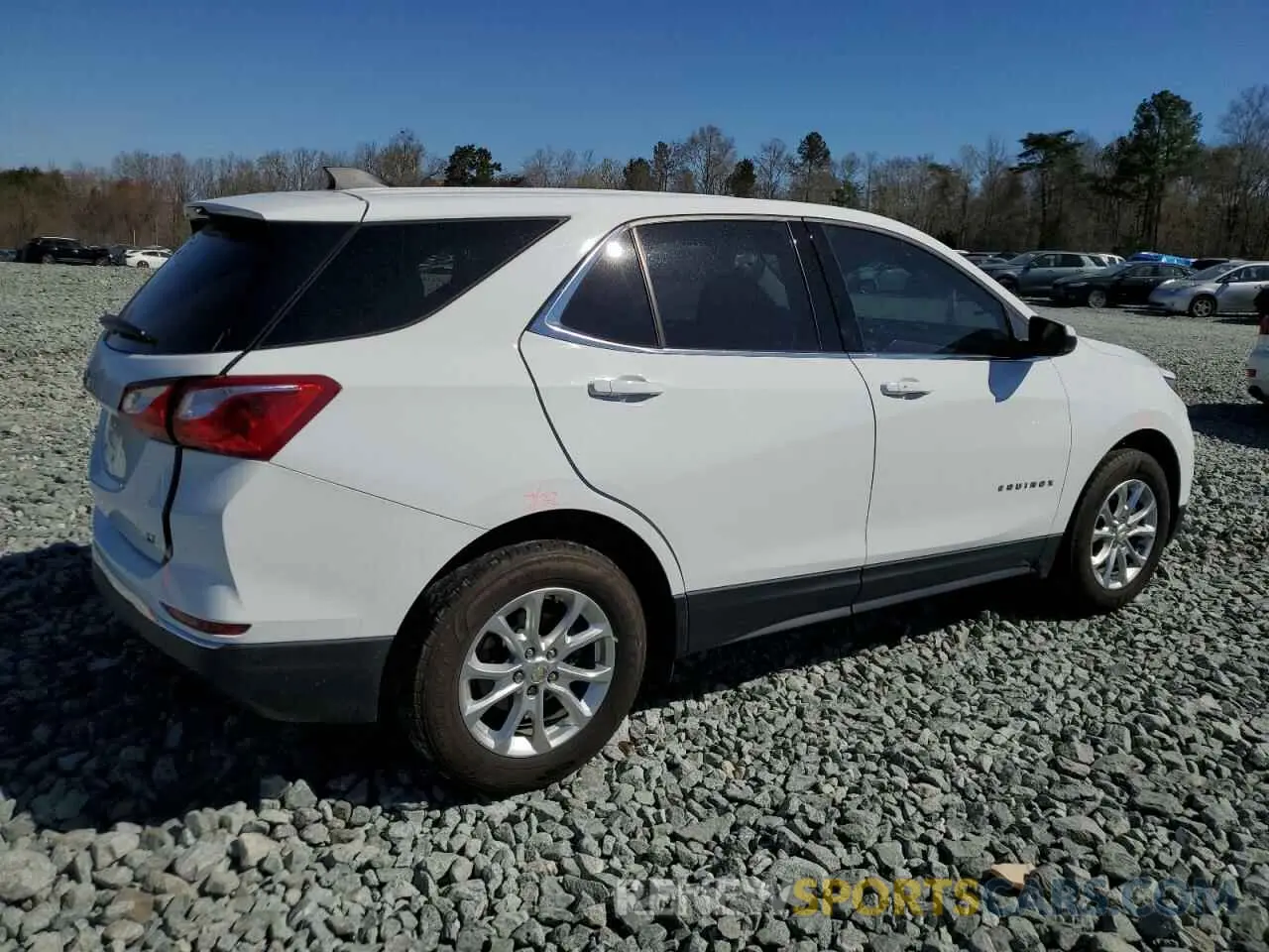 3 Photograph of a damaged car 2GNAXKEV7L6200747 CHEVROLET EQUINOX 2020