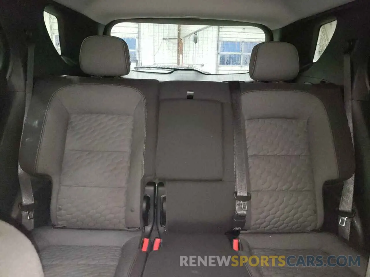 10 Photograph of a damaged car 2GNAXKEV7L6224238 CHEVROLET EQUINOX 2020