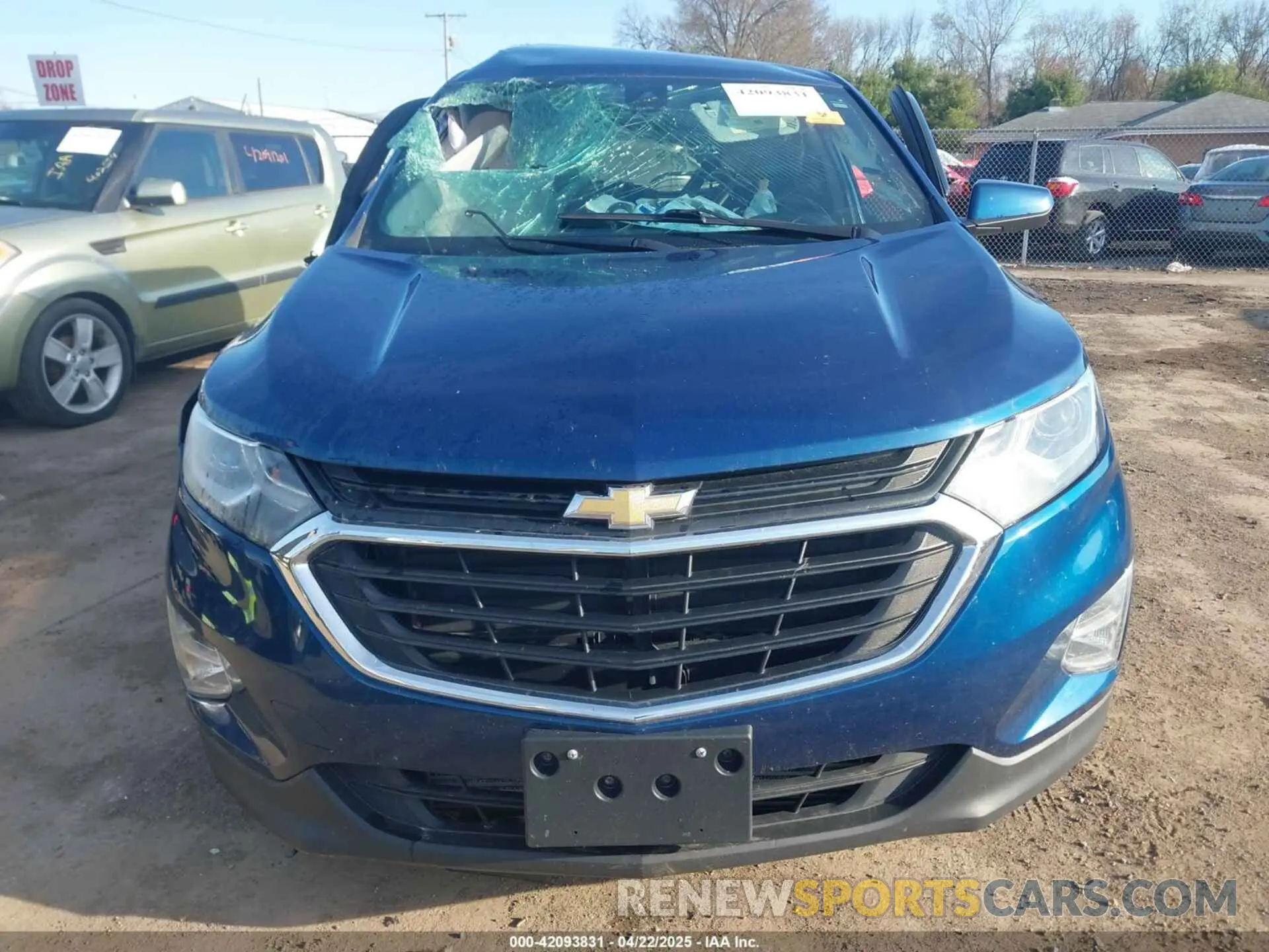 12 Photograph of a damaged car 2GNAXKEV7L6241329 CHEVROLET EQUINOX 2020
