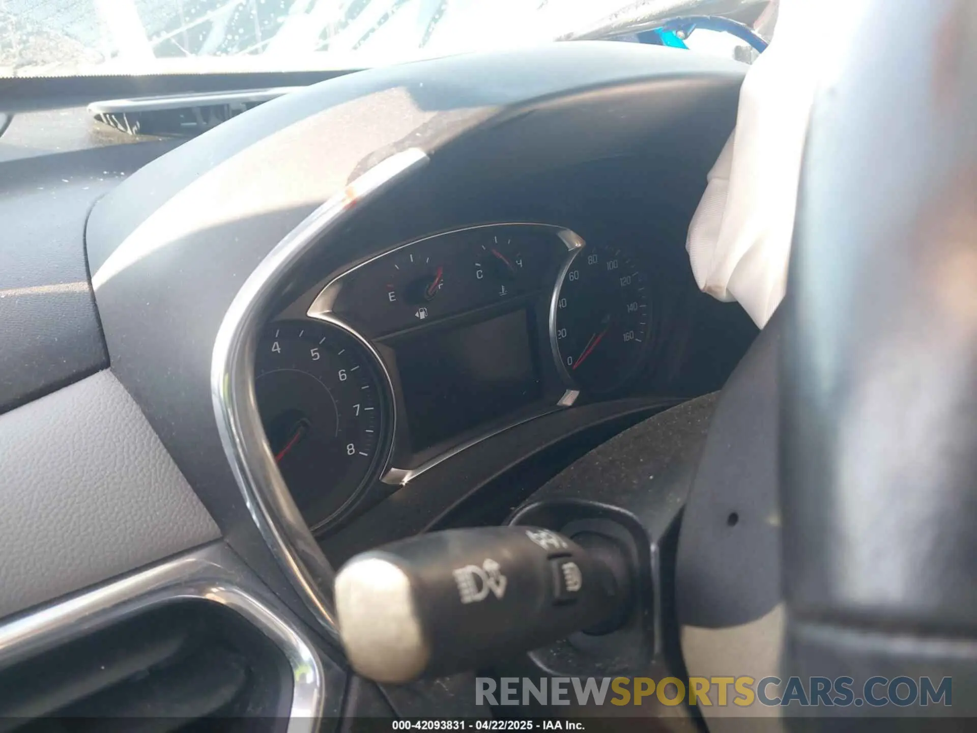 15 Photograph of a damaged car 2GNAXKEV7L6241329 CHEVROLET EQUINOX 2020