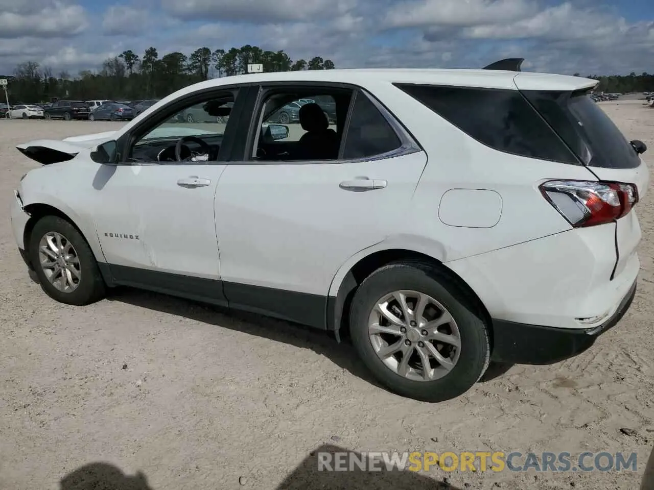 2 Photograph of a damaged car 2GNAXKEV8L6152109 CHEVROLET EQUINOX 2020