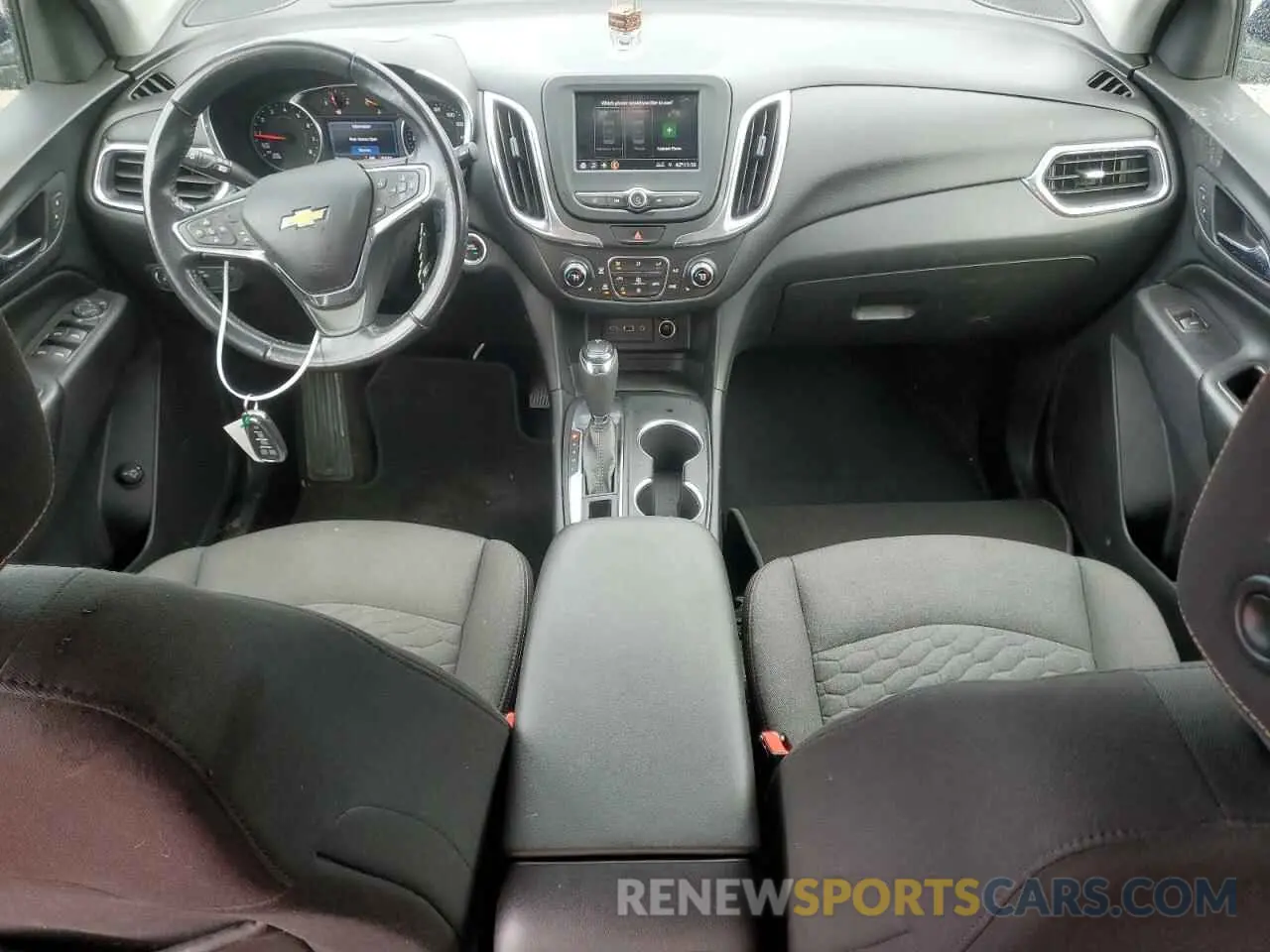 8 Photograph of a damaged car 2GNAXKEV8L6160663 CHEVROLET EQUINOX 2020