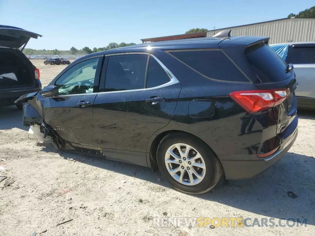 2 Photograph of a damaged car 2GNAXKEV8L6187782 CHEVROLET EQUINOX 2020