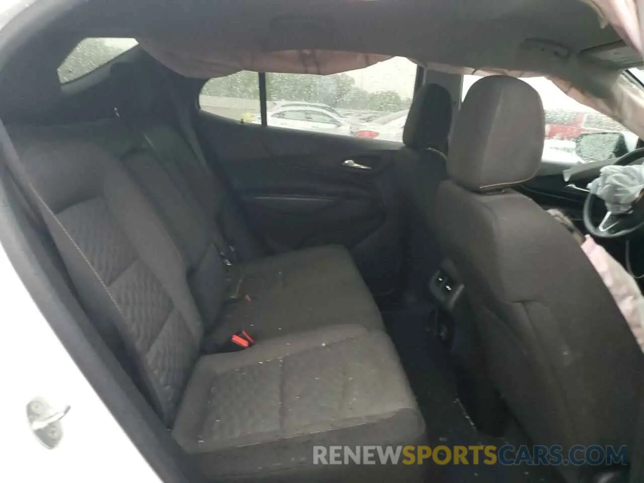 11 Photograph of a damaged car 2GNAXKEV8L6199432 CHEVROLET EQUINOX 2020