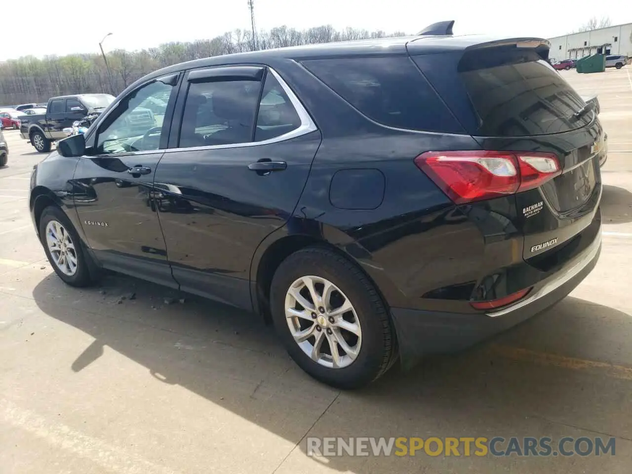2 Photograph of a damaged car 2GNAXKEV8L6243820 CHEVROLET EQUINOX 2020